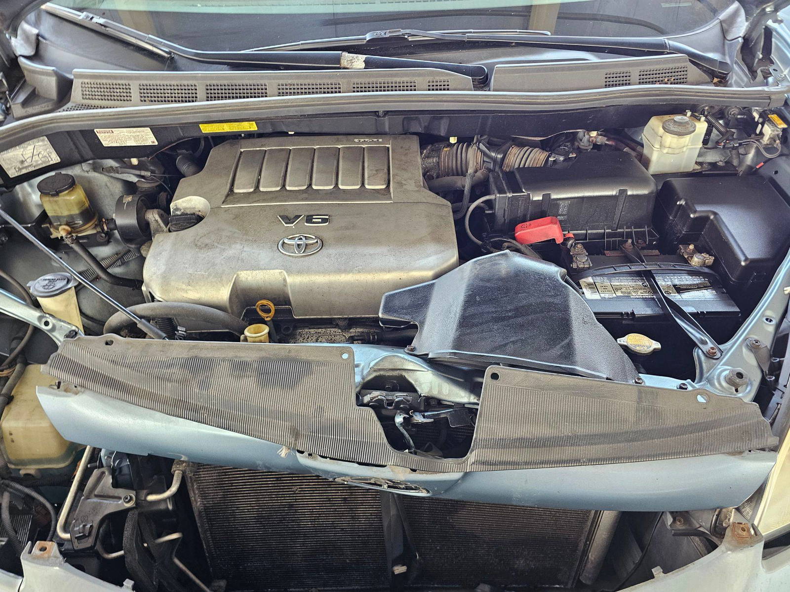 2009 TOYOTA SIENNA — 338767 Miles — Lot S234954 — Souq - Marhaba Auctions Used Cars - Image 9