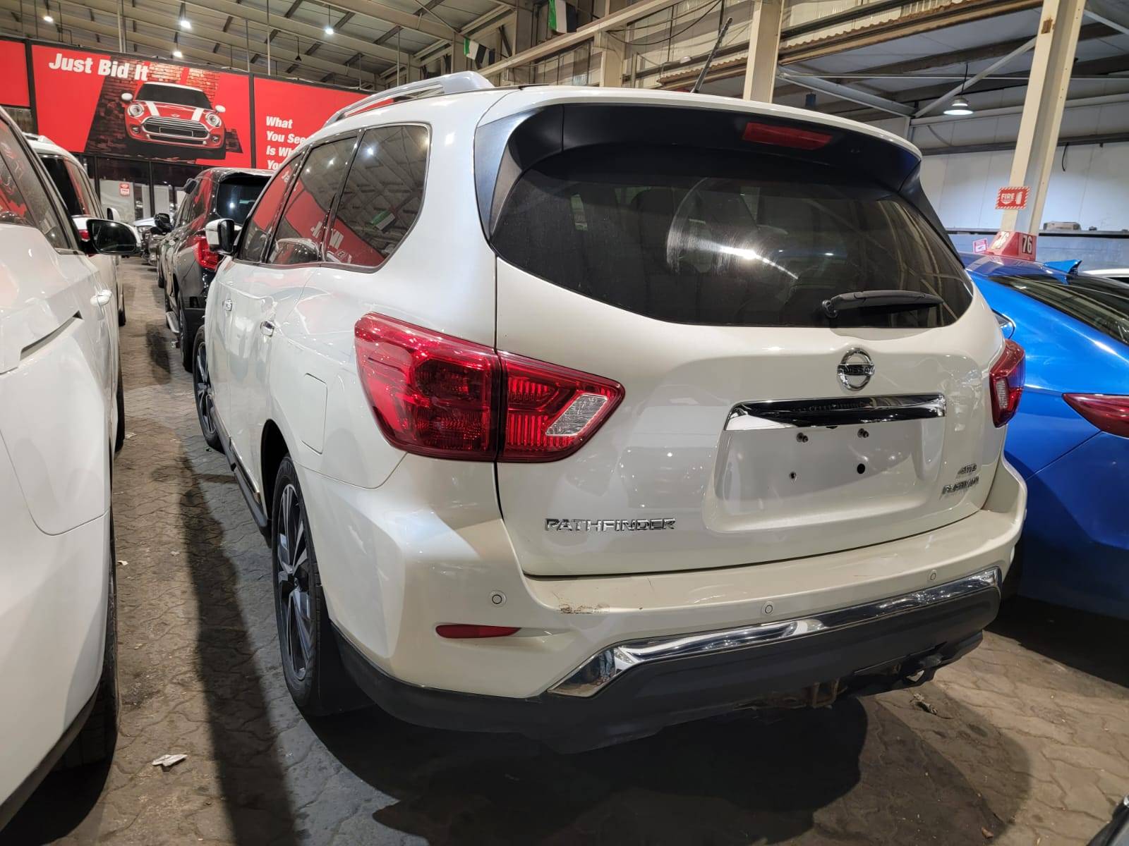 2018 NISSAN PATHFINDER — 198554 KM — Lot 621996 — Main - Marhaba Auctions Used Cars - Image 5