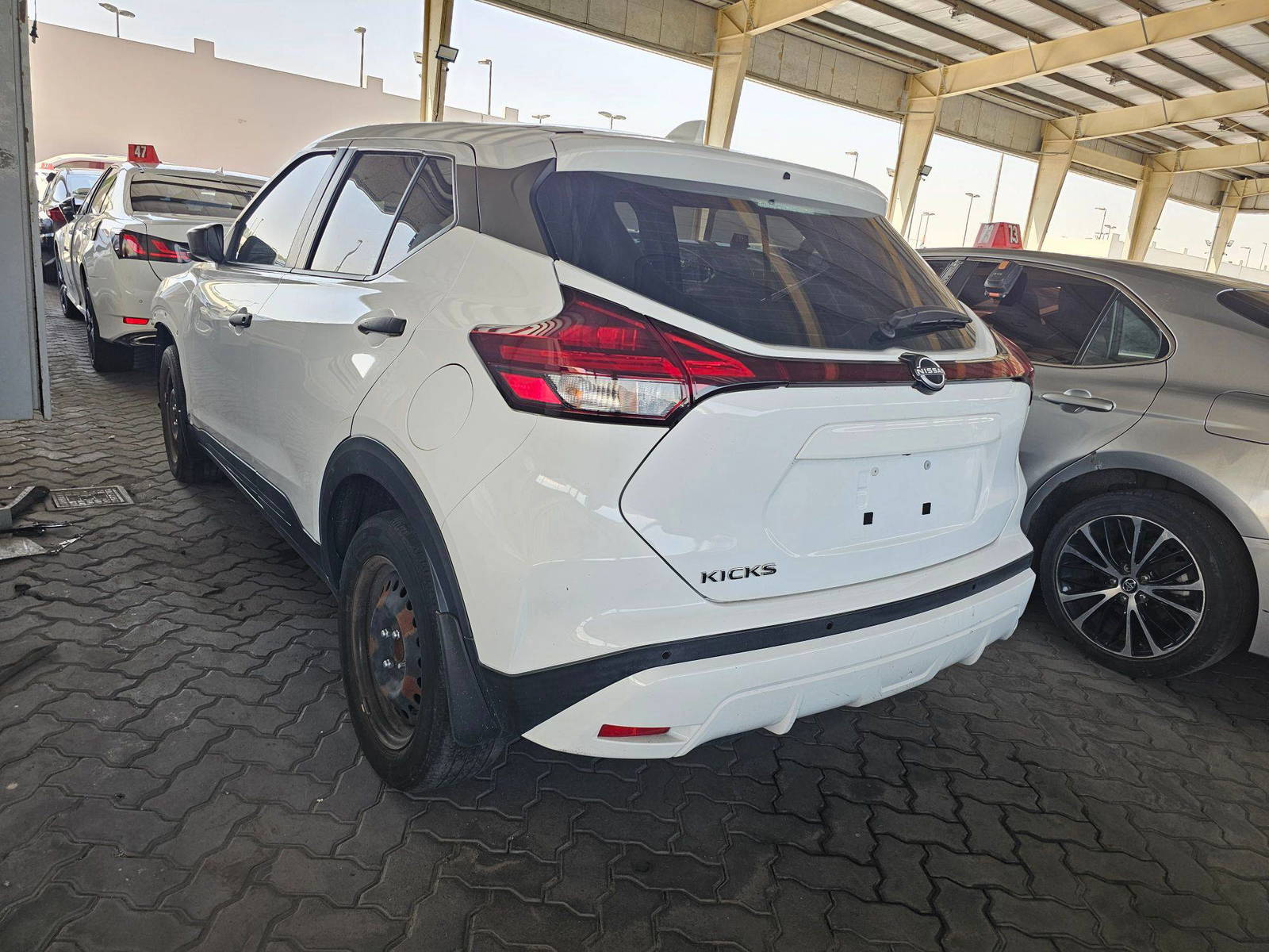 NISSAN KICKS 2022 - Marhaba Auction Used Cars - Image 4