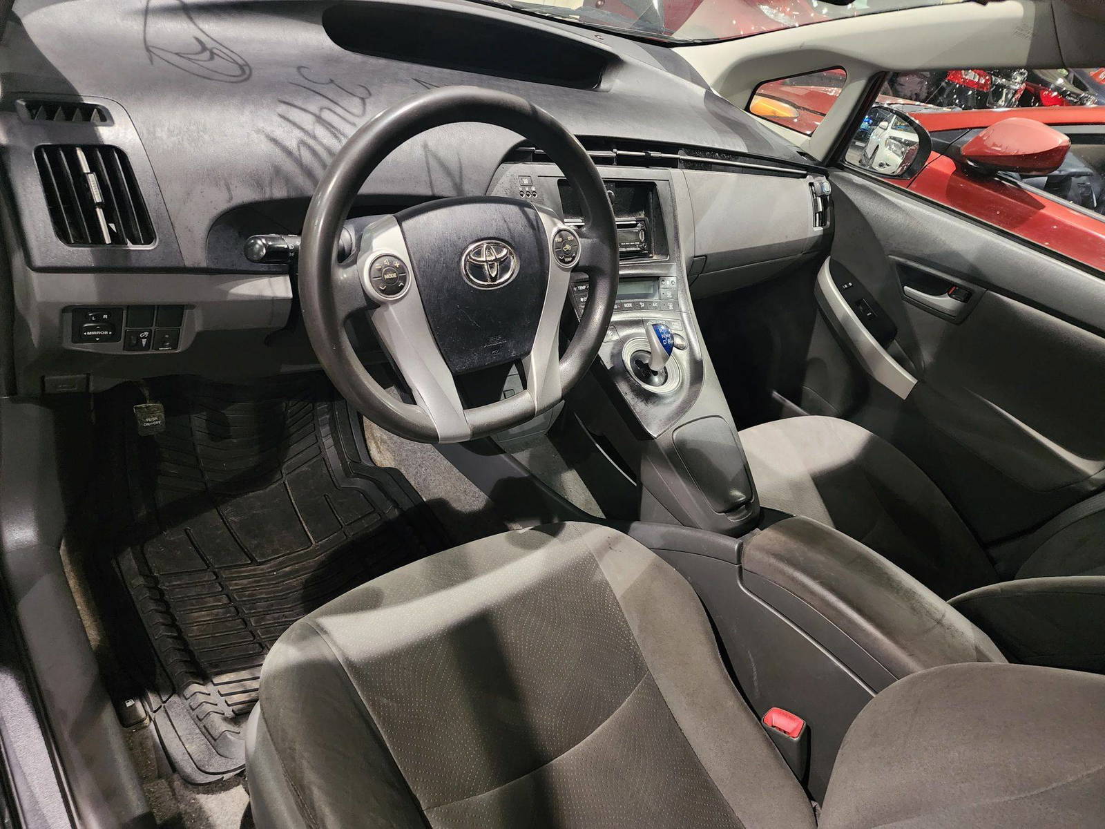 2010 TOYOTA PRIUS — 178182 Miles — Lot 37444666 - Marhaba Auctions Used Cars - Image 4