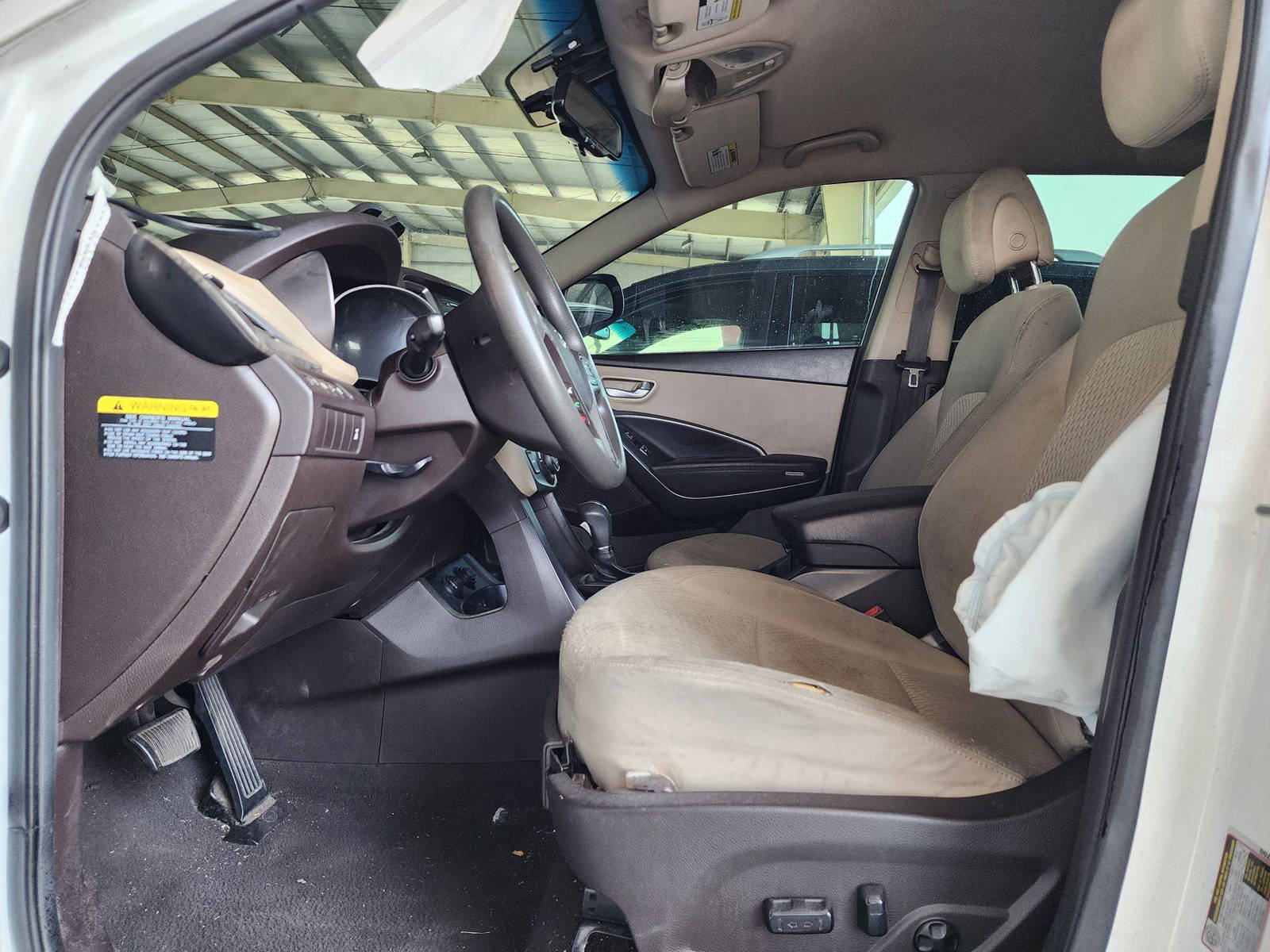 2017 HYUNDAI SANTA FE SPORT — 104687 Miles — Lot H015250 — Souq - Marhaba Auctions Used Cars - Image 8