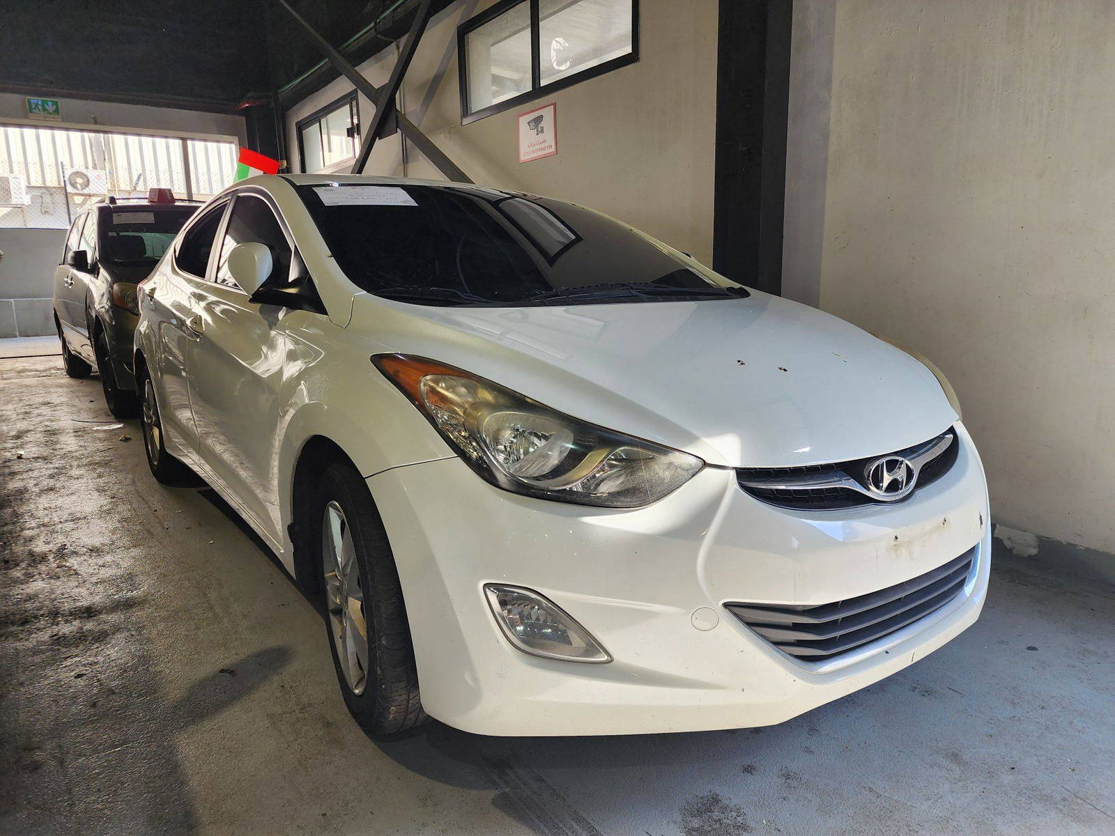 2013 HYUNDAI ELANTRA — 186821 Miles — Lot 79194584 — Al Quoz - Marhaba Auctions Used Cars - Image 3