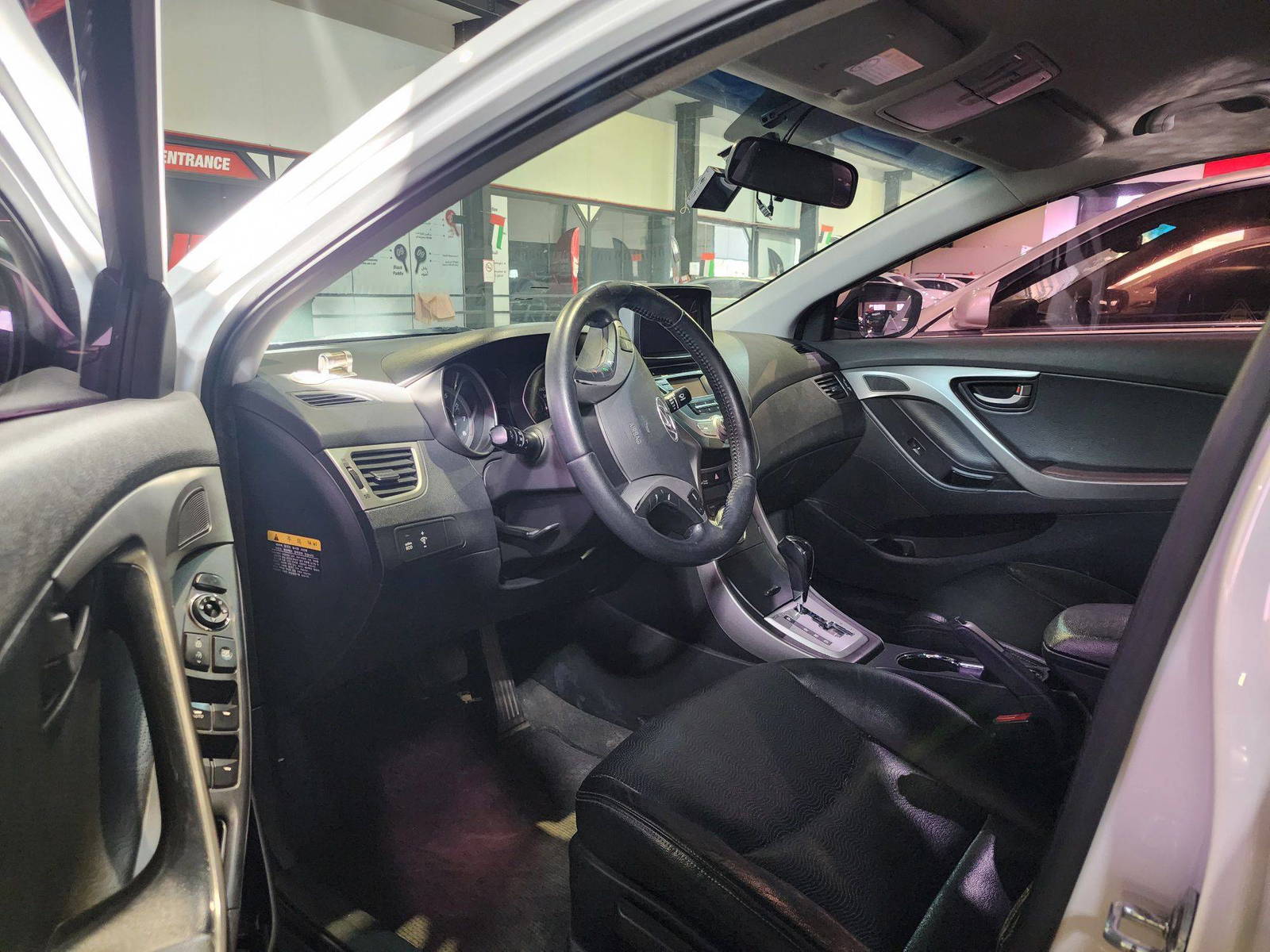 HYUNDAI AVANTE 2012 - Marhaba Auction Used Cars - Image 9