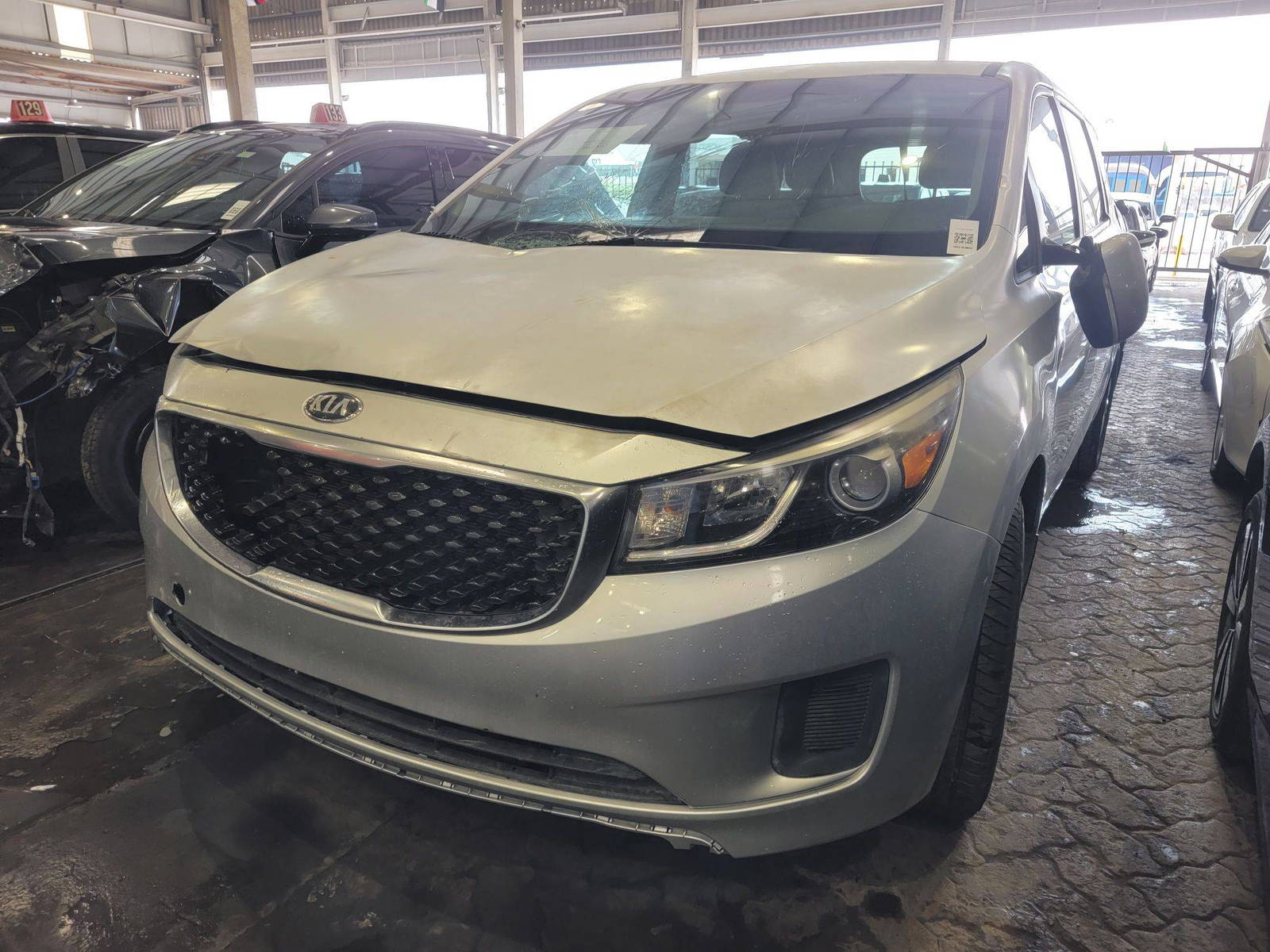 KIA SEDONA 2016 - Marhaba Auction Used Cars - Image 5