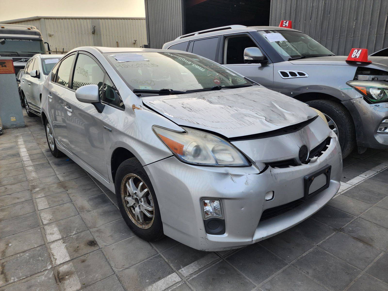 2010 TOYOTA PRIUS — 184658 Miles — Lot 42102515 — Al Quoz - Marhaba Auctions Used Cars - Image 5