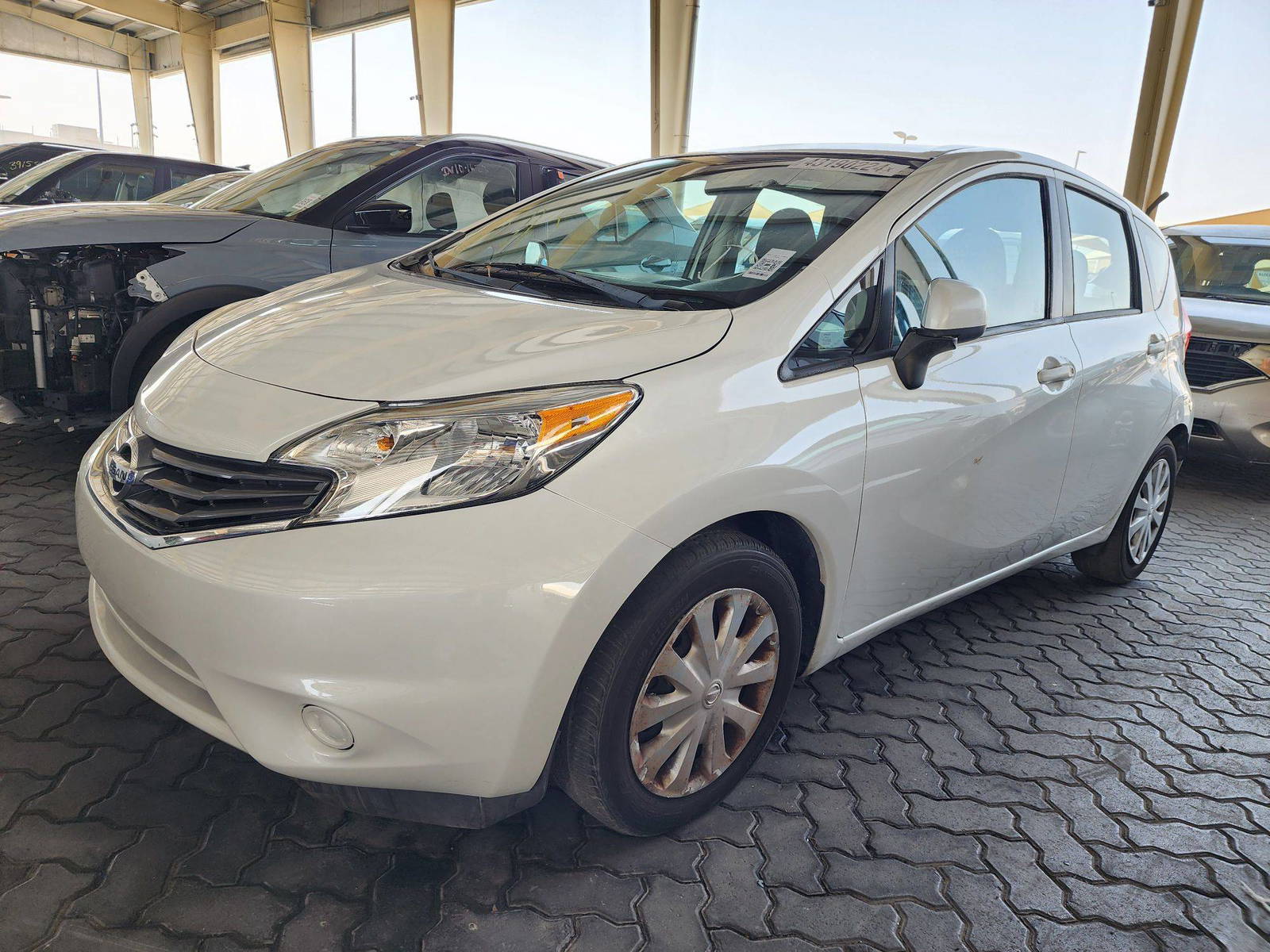 2014 NISSAN VERSA NOTE — 140913 Miles — Lot 43190224 — Souq - Marhaba Auctions Used Cars - Image 5