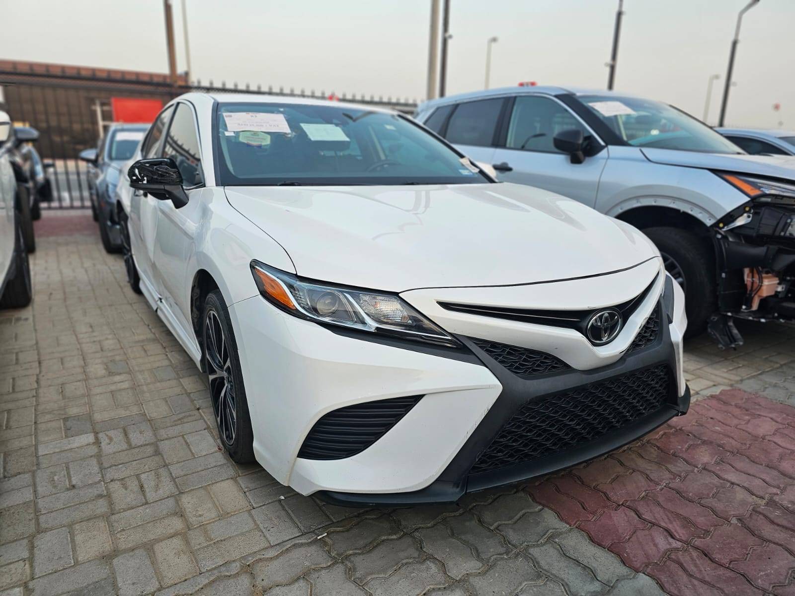 TOYOTA CAMRY