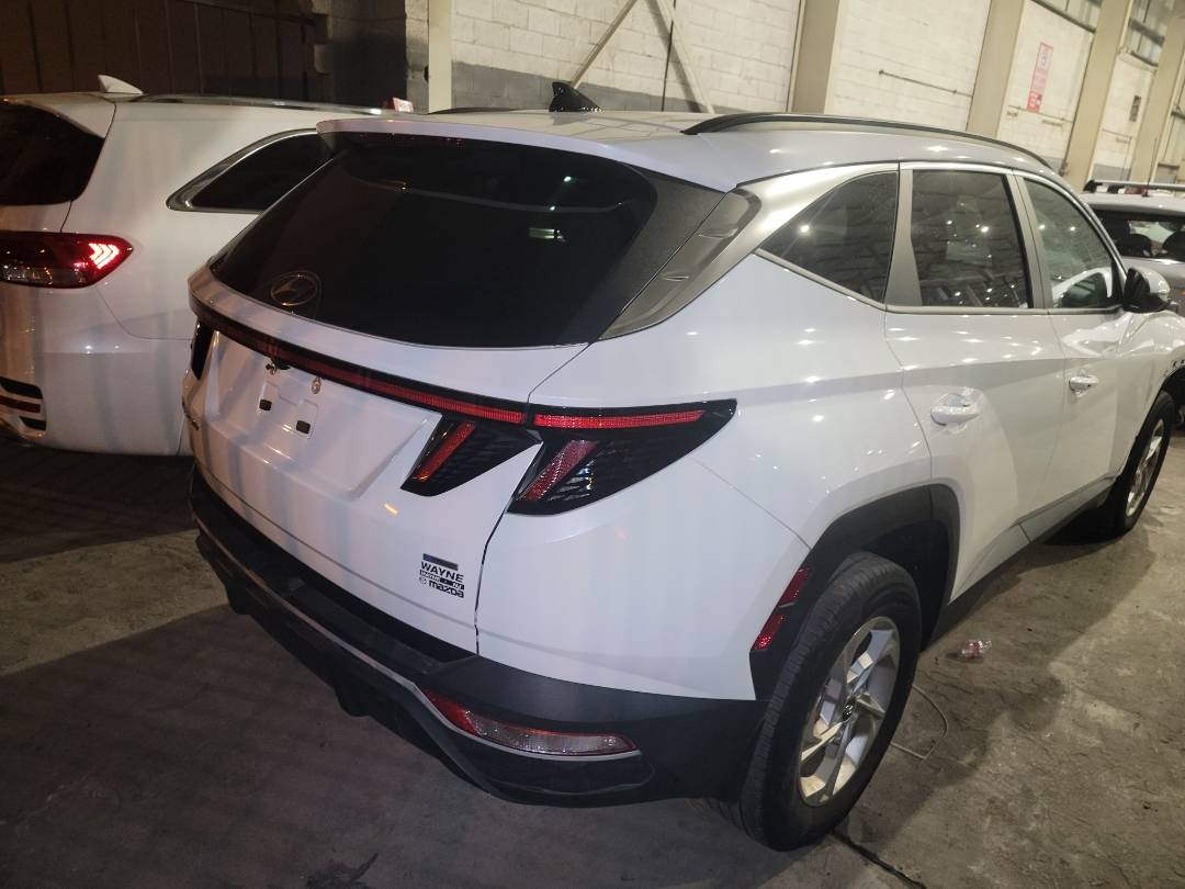 2022 HYUNDAI TUCSON — 41808 Miles — Lot 097700 — Main - Marhaba Auctions Used Cars - Image 4