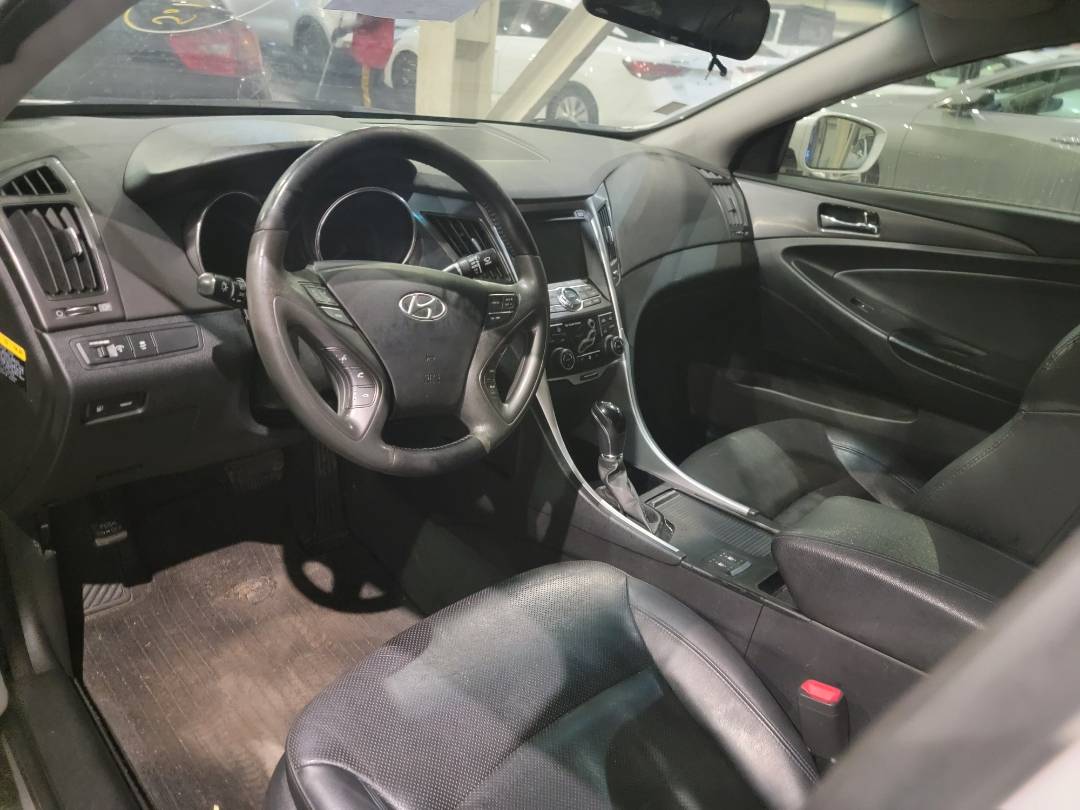 HYUNDAI SONATA 2012 - Marhaba Auction Used Cars - Image 8