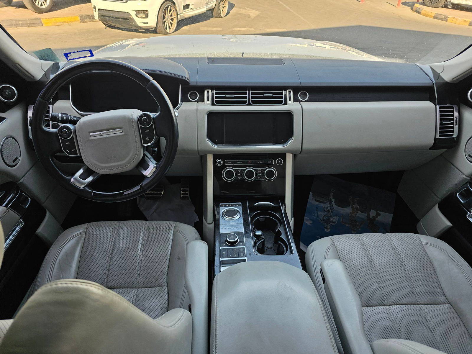 LAND ROVER RANGE ROVER SUPERCHARGED 2014 - Marhaba Auction Used Cars - Image 8