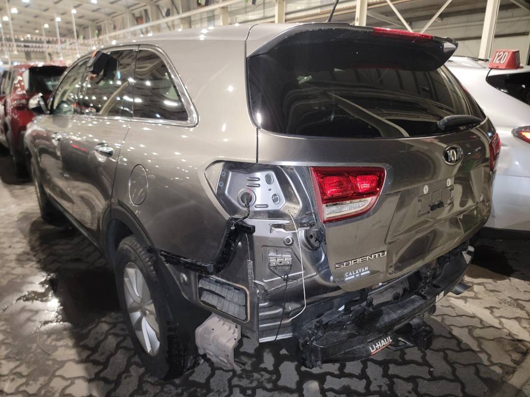 2017 KIA SORENTO — 105072 Miles — Lot 68415602 - Marhaba Auctions Used Cars - Image 4