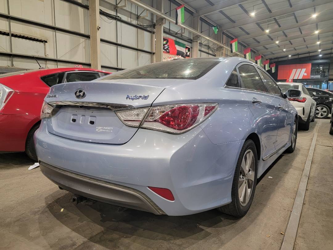 2011 HYUNDAI SONATA — 106769 Miles — Lot 18948 — Main - Marhaba Auctions Used Cars - Image 4