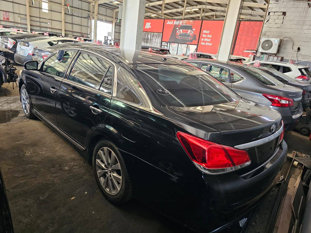 2011 TOYOTA AVALON — 174221 Miles — Lot U418506 — Main - Marhaba Auctions Used Cars - Image 6