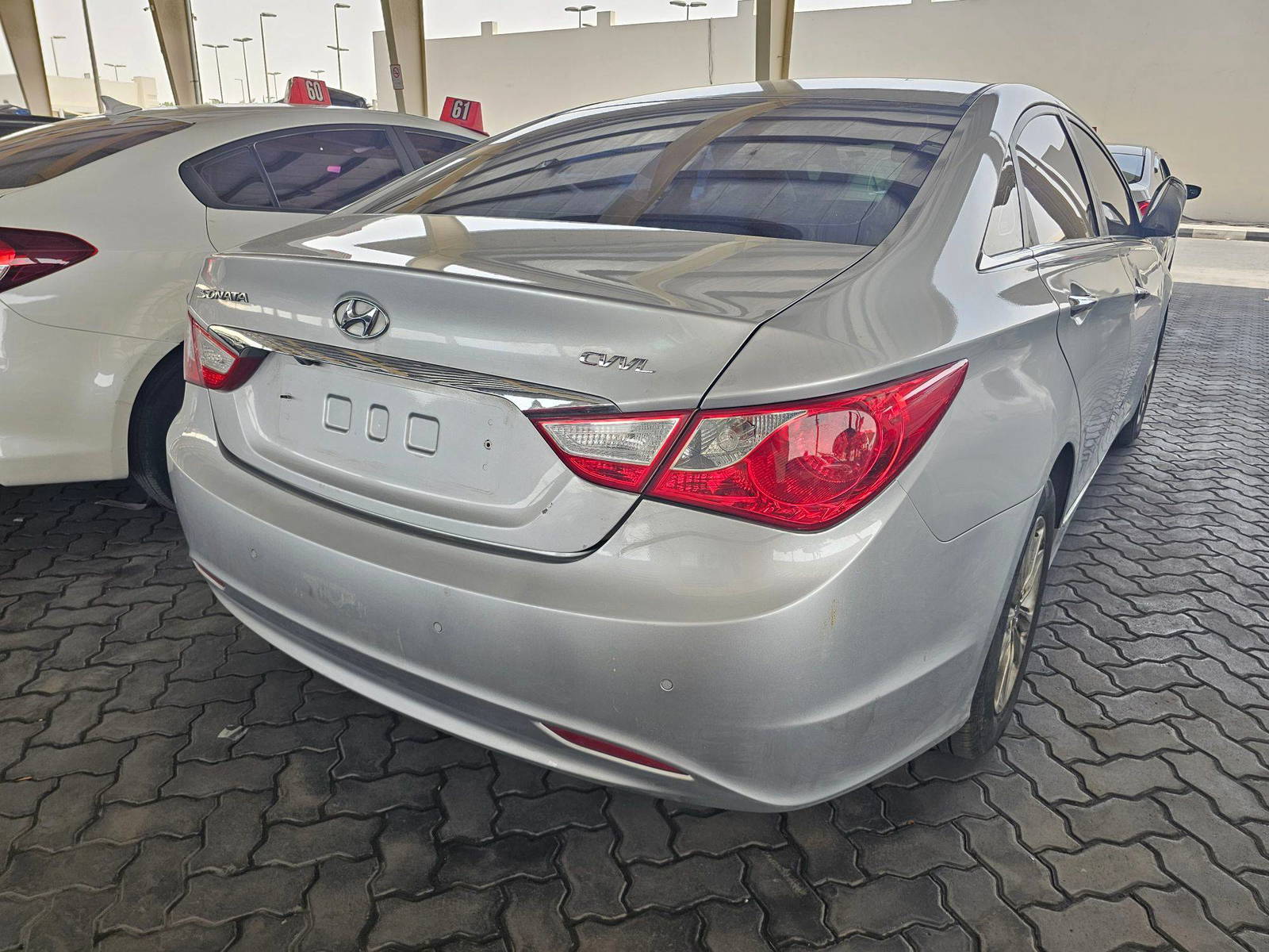 2012 HYUNDAI SONATA — 117694 KM — Lot A457618 — Souq - Marhaba Auctions Used Cars - Image 4