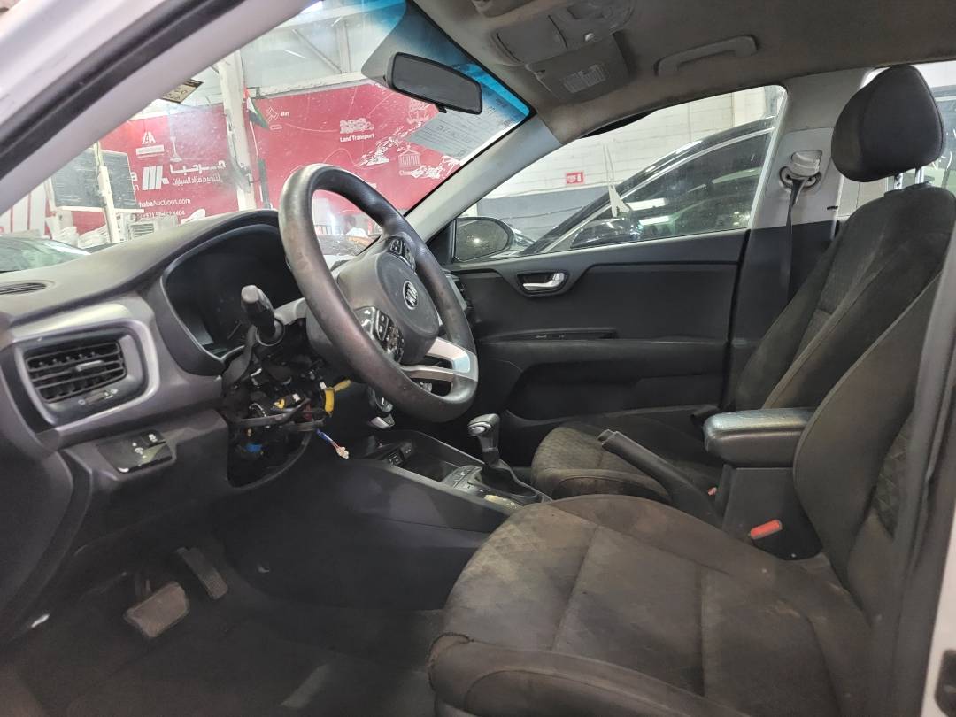 2019 KIA RIO — 101900 Miles — Lot 75463913 — Souq - Marhaba Auctions Used Cars - Image 7