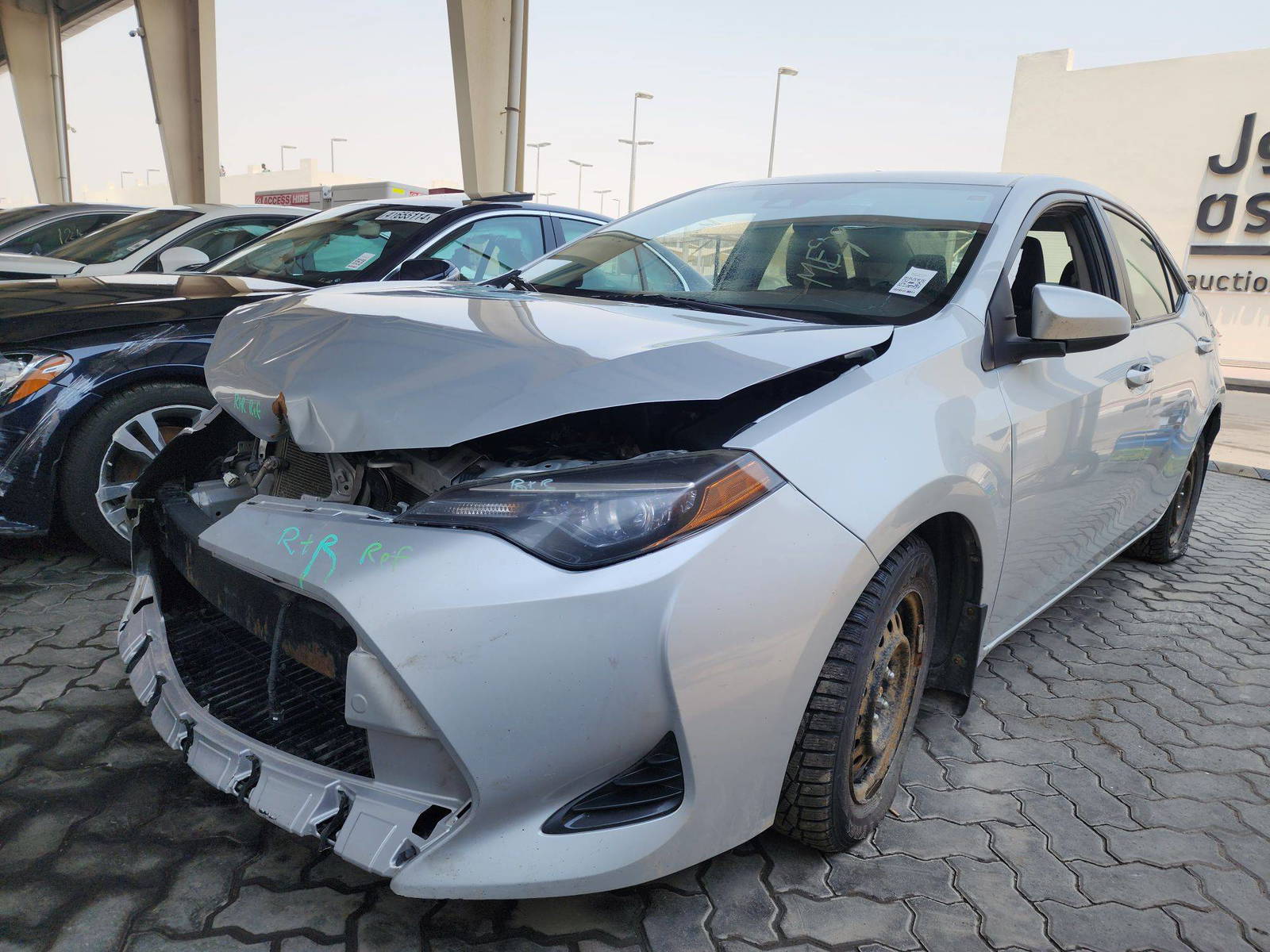2017 TOYOTA COROLLA — 338964 KM — Lot 16050 — Ind. 12 - Marhaba Auctions Used Cars - Image 8