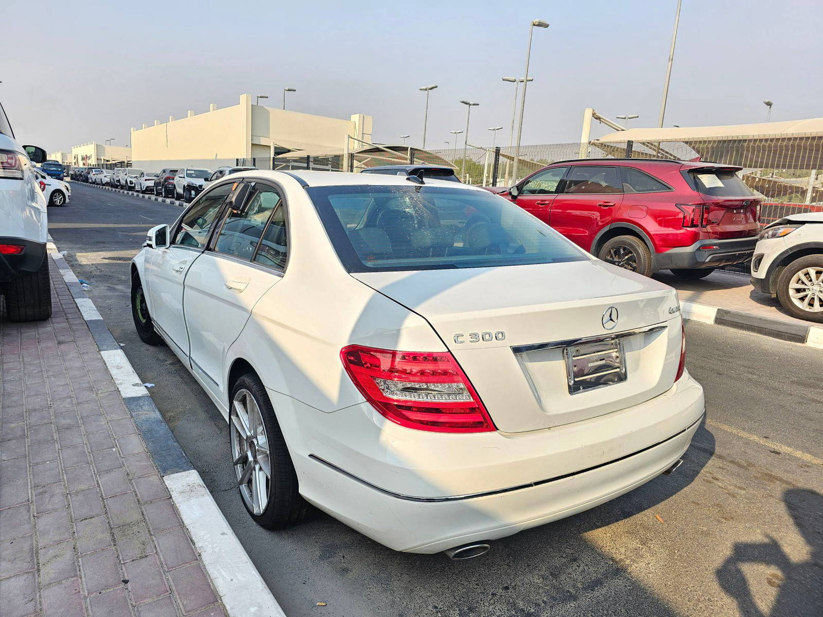 2013 MERCEDES BENZ C300 — 136145 Miles — Lot 4DR292478 — Souq - Marhaba Auctions Used Cars - Image 9