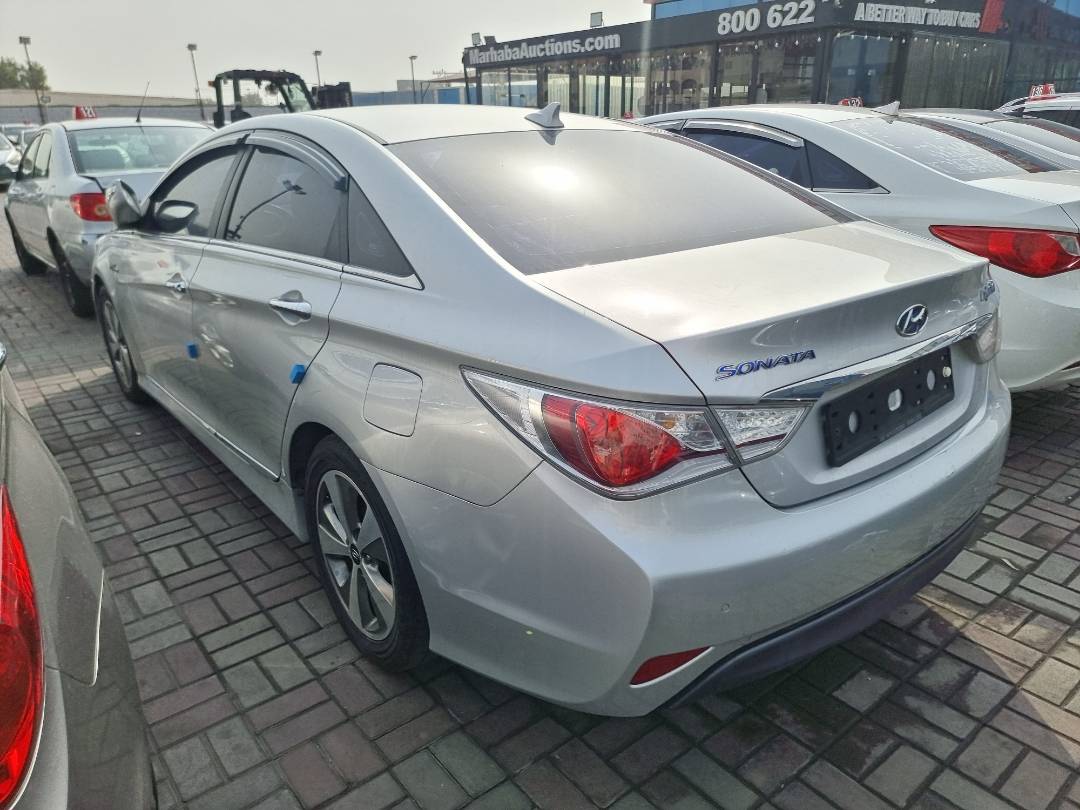 2012 HYUNDAI SONATA — 147168 KM — Lot 125487 — Main - Marhaba Auctions Used Cars - Image 4