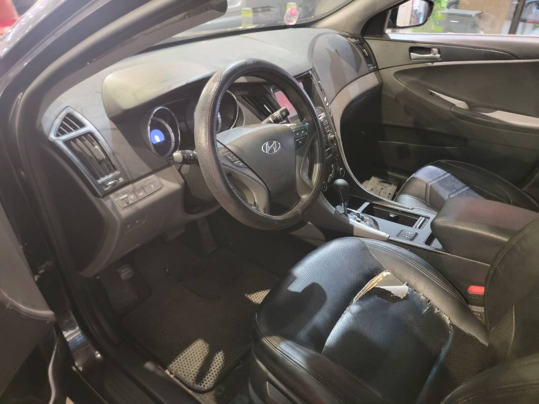 HYUNDAI SONATA 2011 - Marhaba Auction Used Cars - Image 7