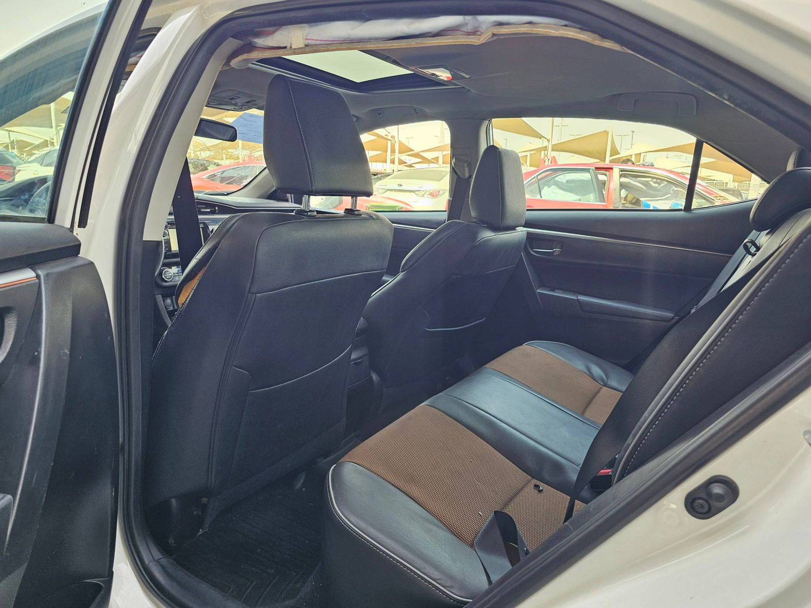 2015 TOYOTA COROLLA — 137428 Miles — Lot P185317 — Souq - Marhaba Auctions Used Cars - Image 6