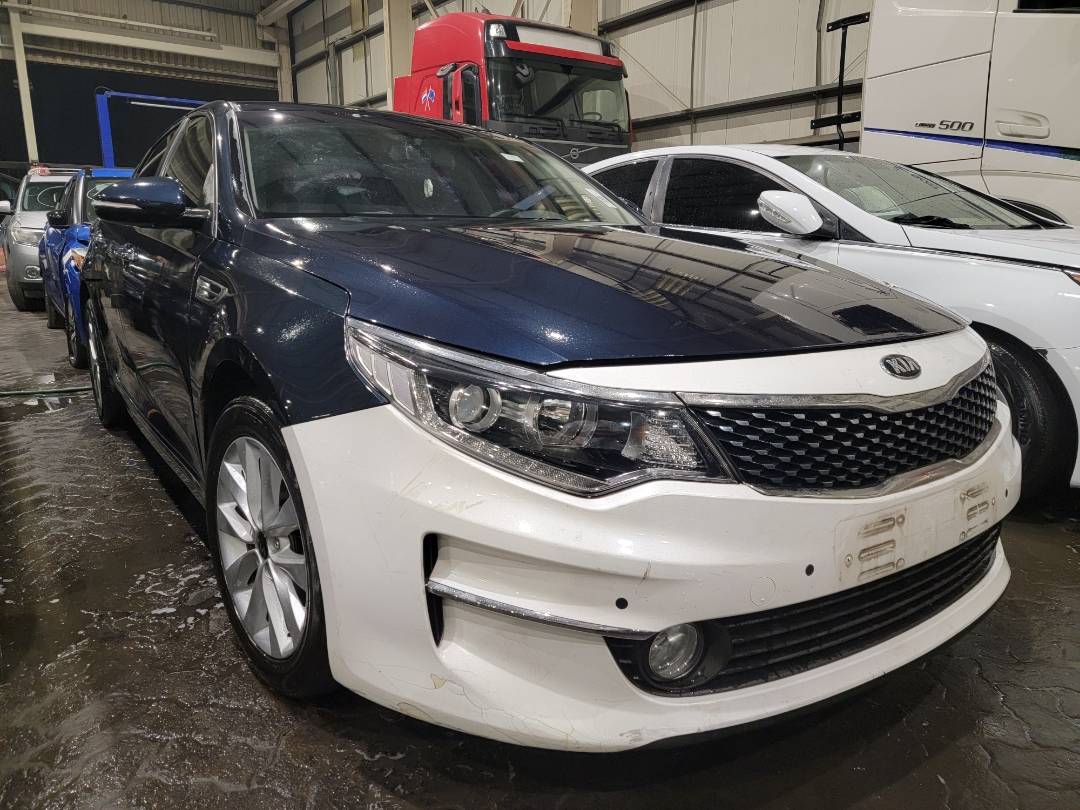 2018 KIA K5 — 161074 KM — Lot 183355 — Main - Marhaba Auctions Used Cars - Image 4