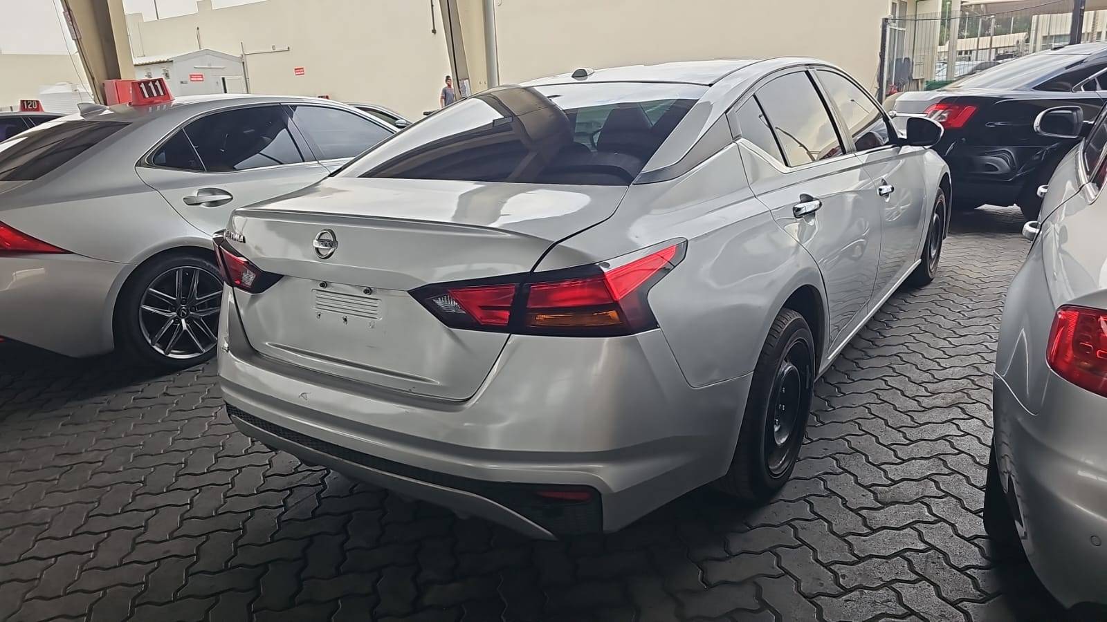 2019 NISSAN ALTIMA — 166215 Miles — Lot KC150439 — Souq - Marhaba Auctions Used Cars - Image 9