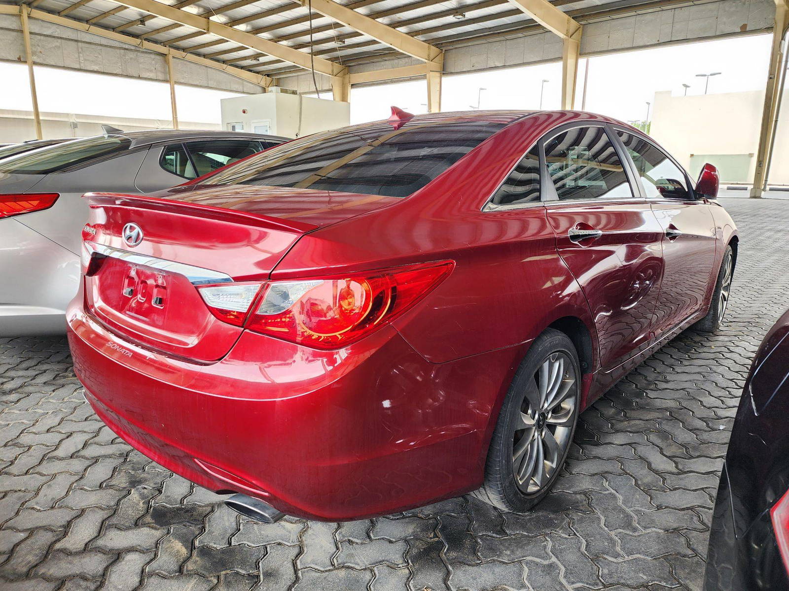 2013 HYUNDAI SONATA — 232587 Miles — Lot 56159444 — Souq - Marhaba Auctions Used Cars - Image 3