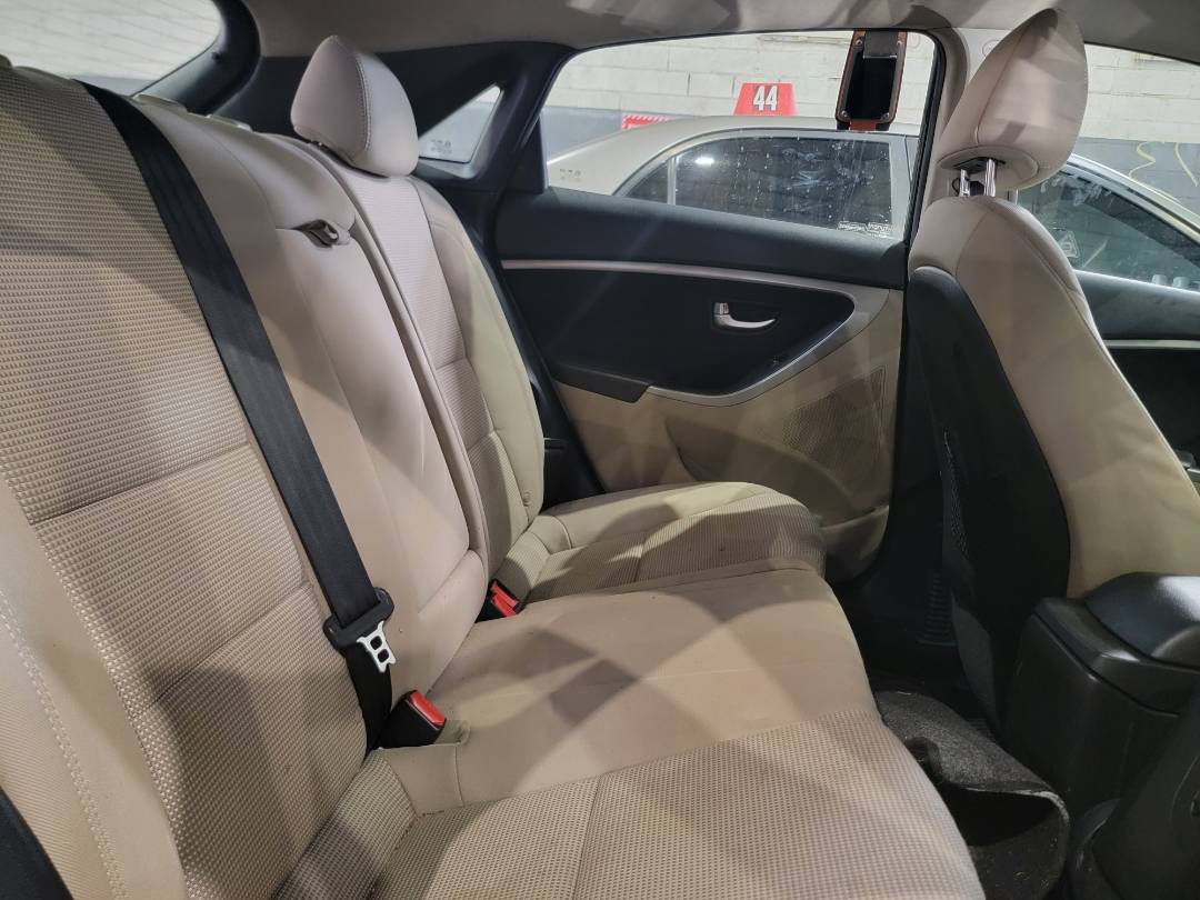 2013 HYUNDAI ELANTRA — 131484 Miles — Lot 81119373 - Marhaba Auctions Used Cars - Image 9
