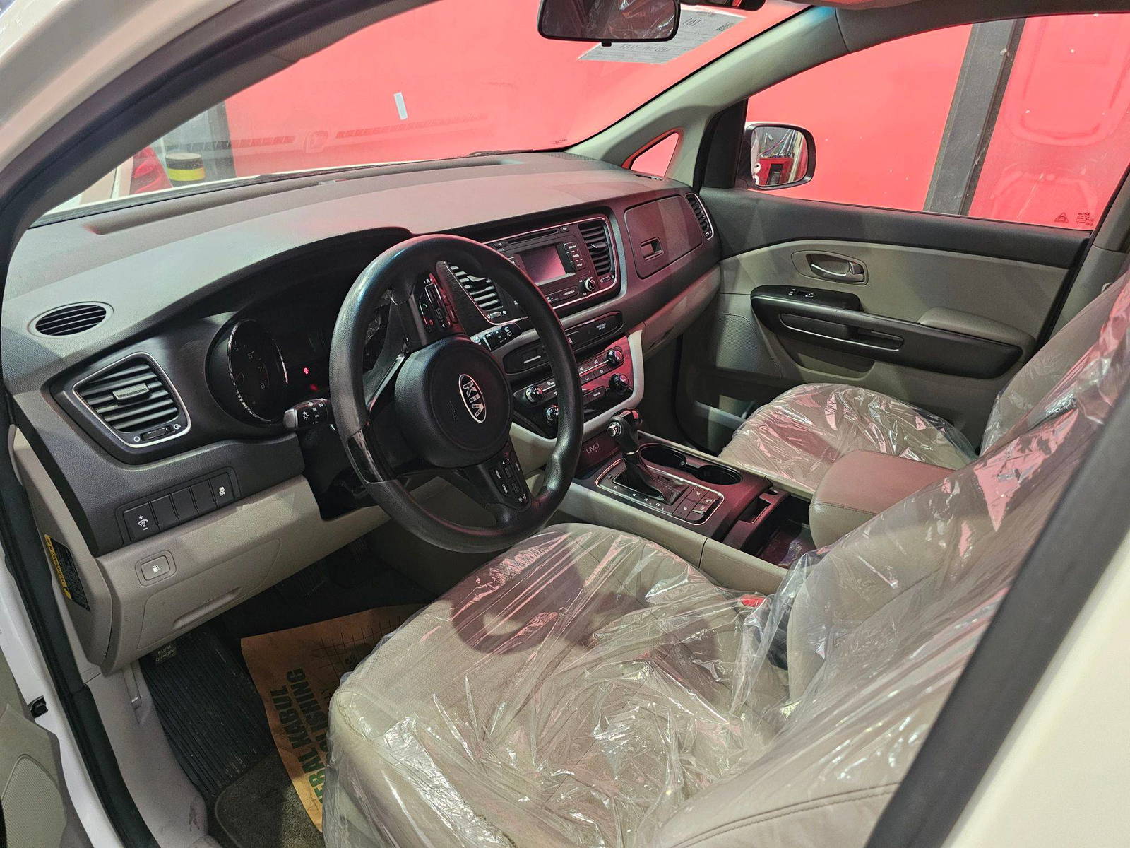 KIA SEDONA 2016 - Marhaba Auction Used Cars - Image 8