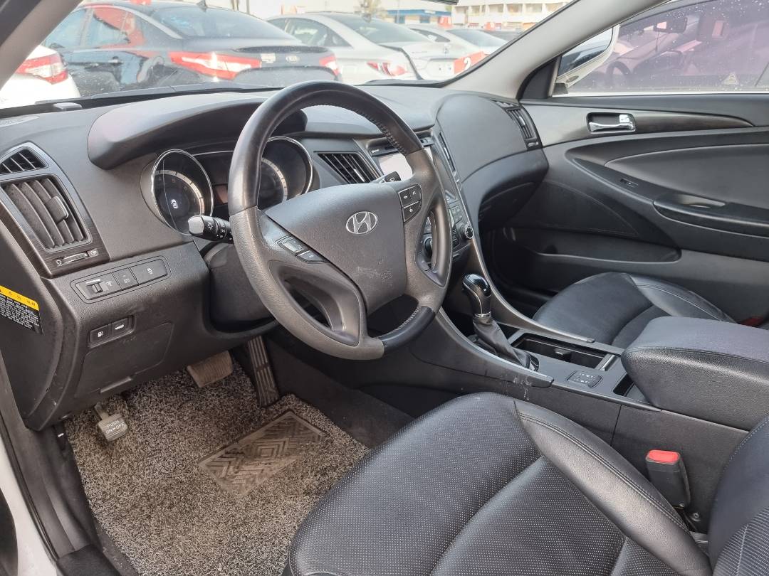 2012 HYUNDAI SONATA — 220227 KM — Lot 2145798 — Main - Marhaba Auctions Used Cars - Image 6