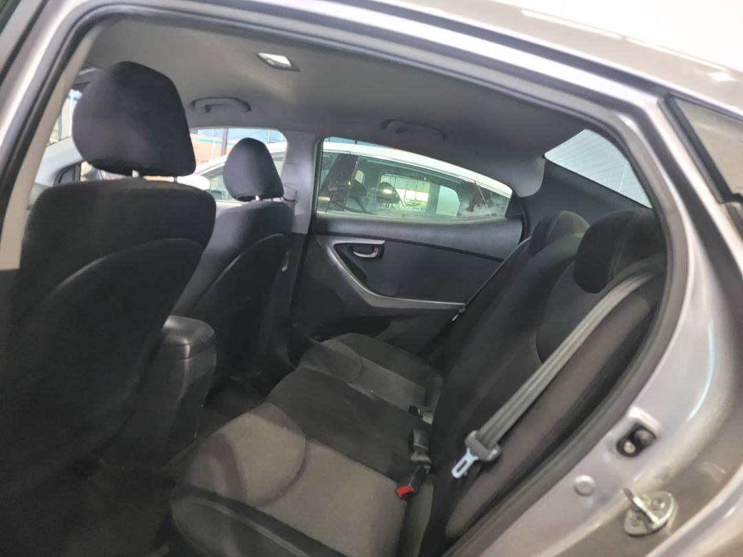 2011 HYUNDAI AVANTE — 175251 KM — Lot 048605 — Main - Marhaba Auctions Used Cars - Image 6