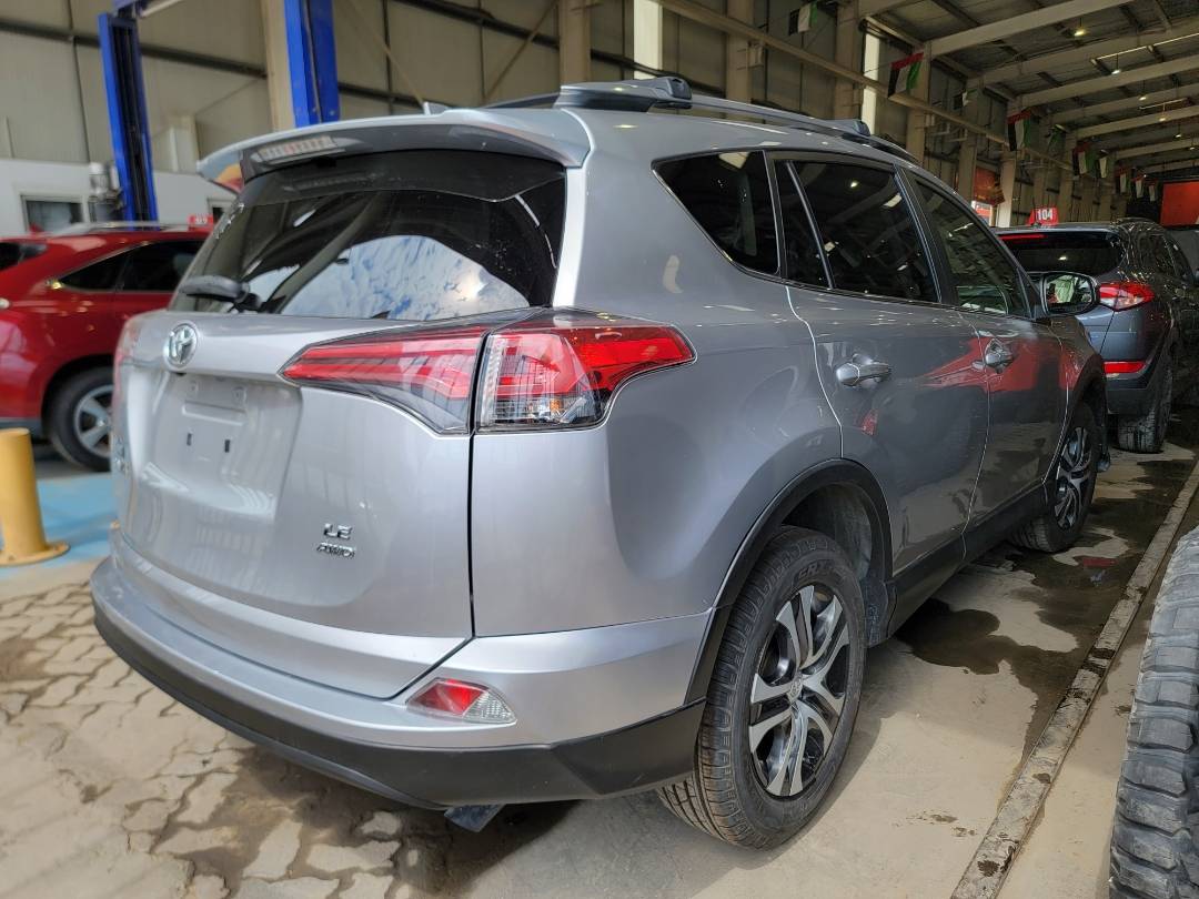 2018 TOYOTA RAV4 — 75589 Miles — Lot 257506 - Marhaba Auctions Used Cars - Image 3