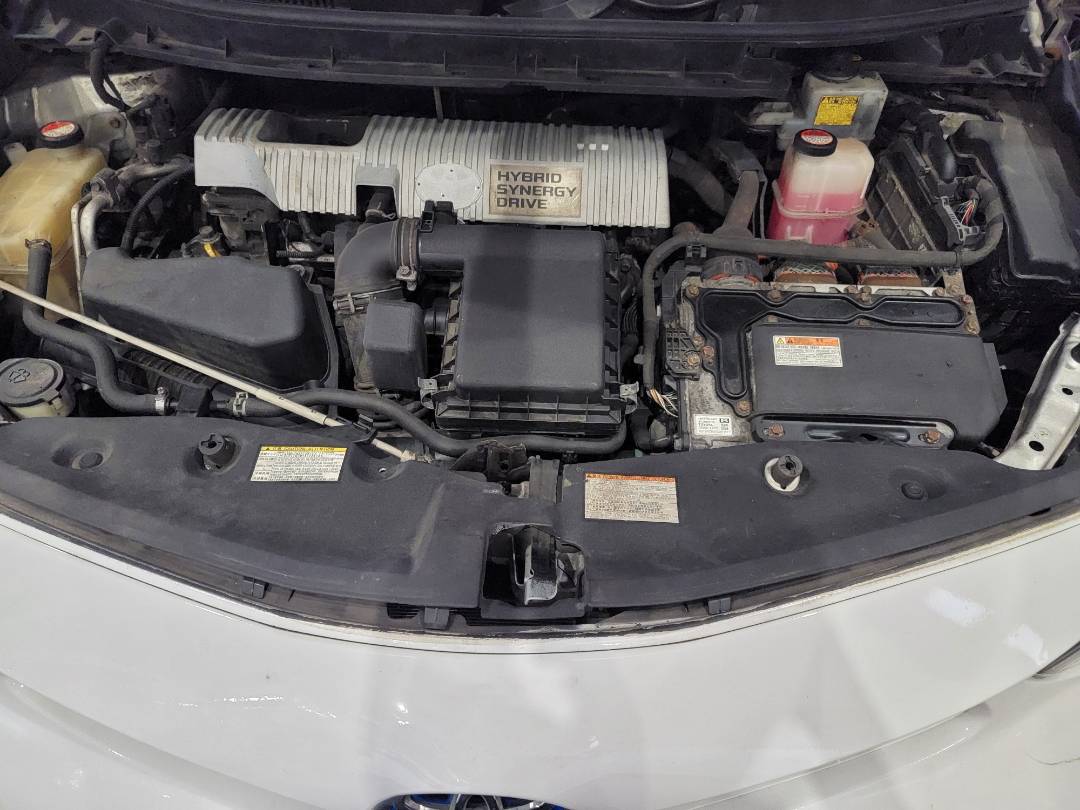 2016 TOYOTA PRIUS V — 373199 Miles — Lot J045468 — Main - Marhaba Auctions Used Cars - Image 10