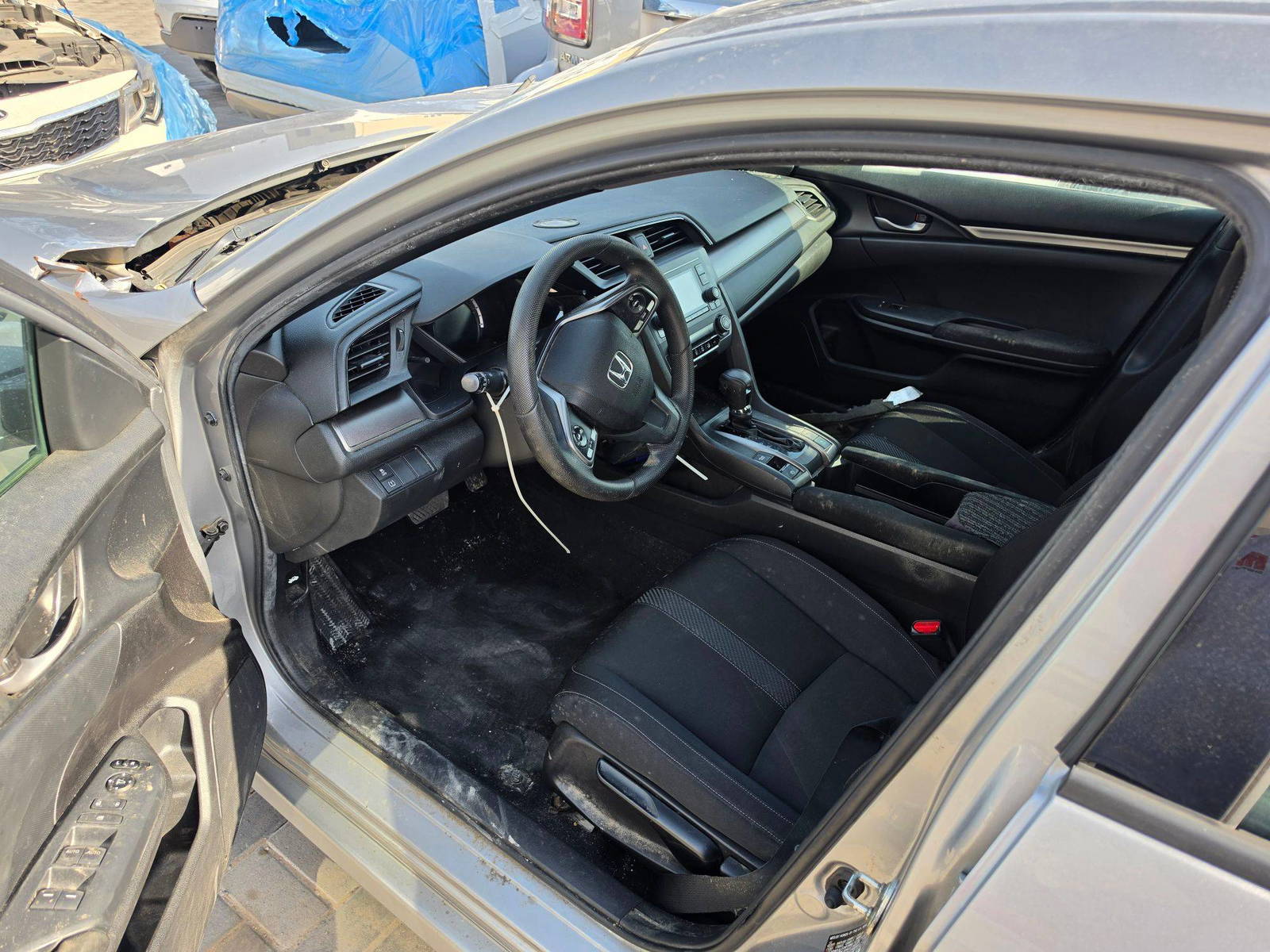 HONDA CIVIC 2018 - Marhaba Auction Used Cars - Image 8