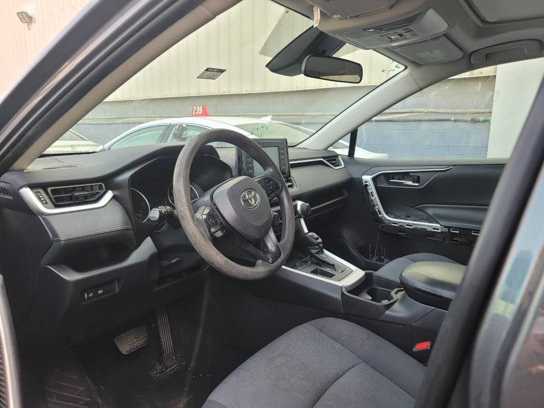 2019 TOYOTA RAV4 — 100826 Miles — Lot KW013213 — Main - Marhaba Auctions Used Cars - Image 6
