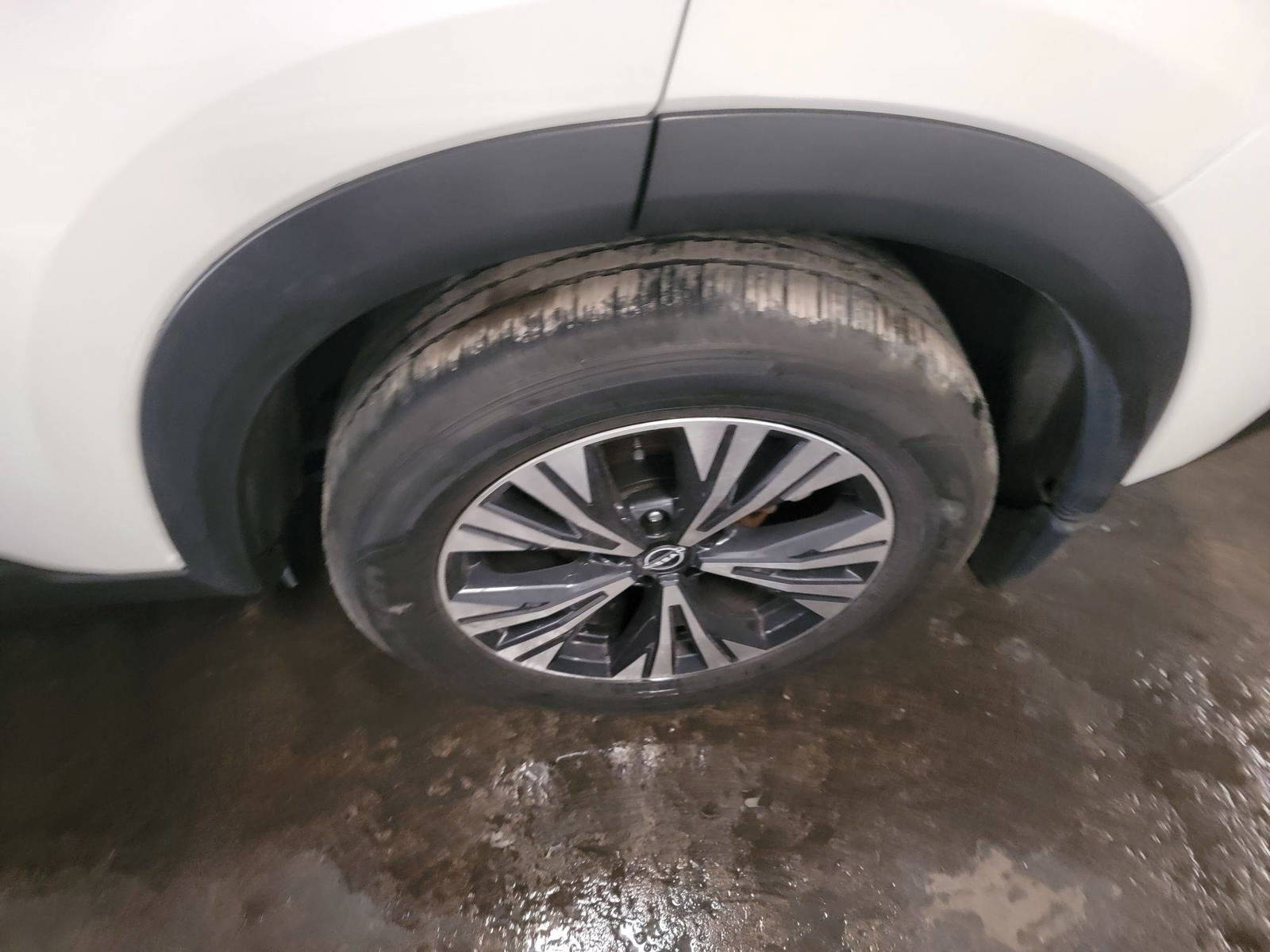 NISSAN ROGUE 2023 - Marhaba Auction Used Cars - Image 6