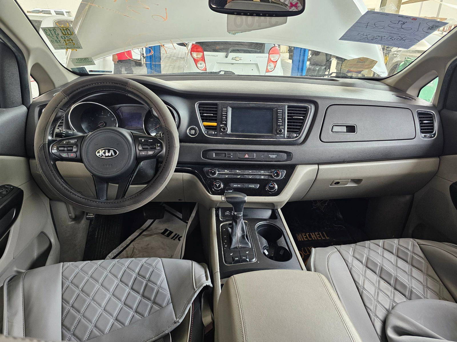 2017 KIA SEDONA — 121189 Miles — Lot 1362631 — Main - Marhaba Auctions Used Cars - Image 7