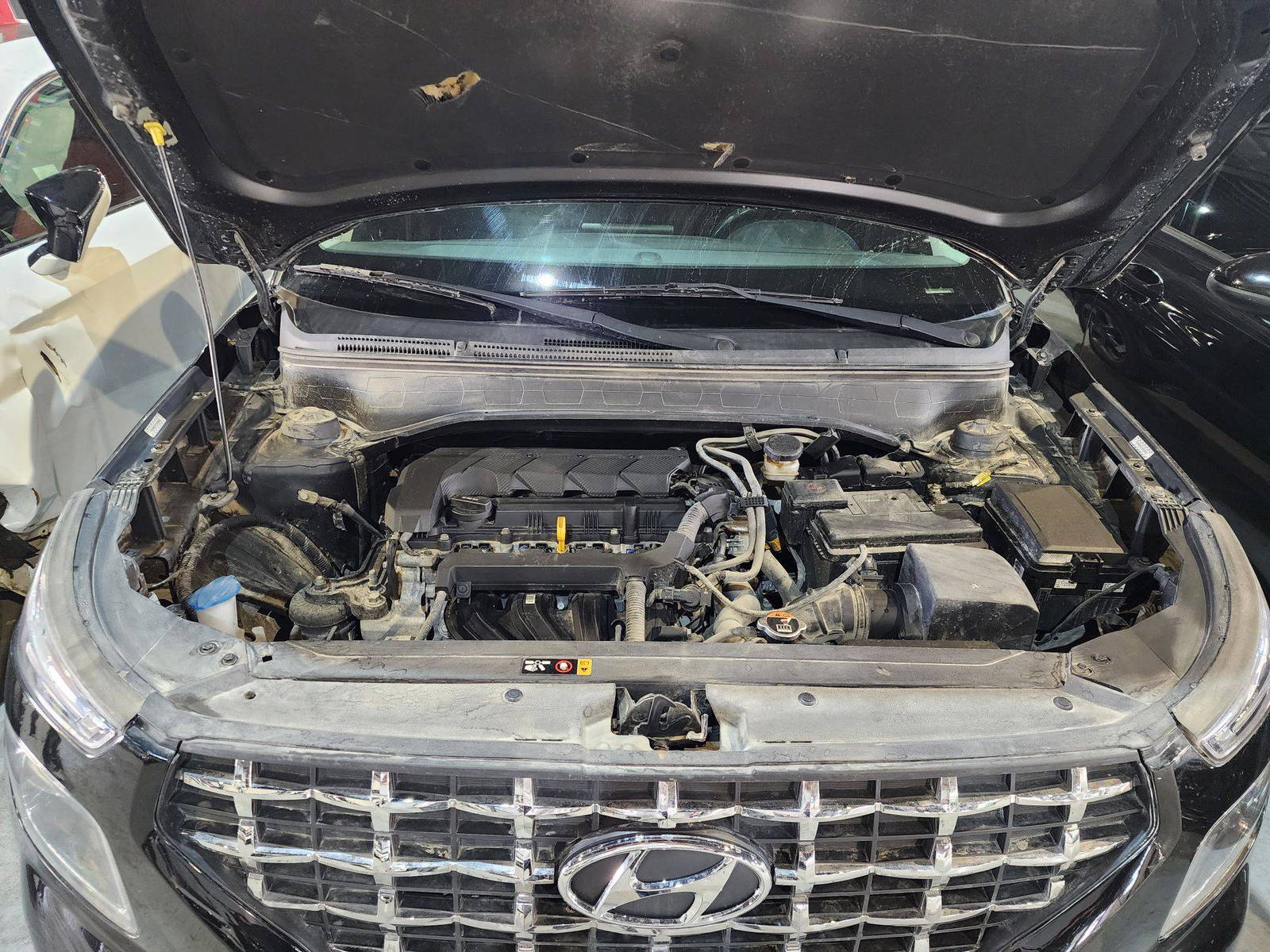 HYUNDAI VENUE SEL 2021 - Marhaba Auction Used Cars - Image 12