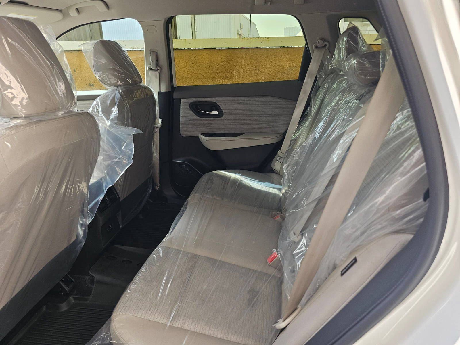 NISSAN ROGUE 2023 - Marhaba Auction Used Cars - Image 10