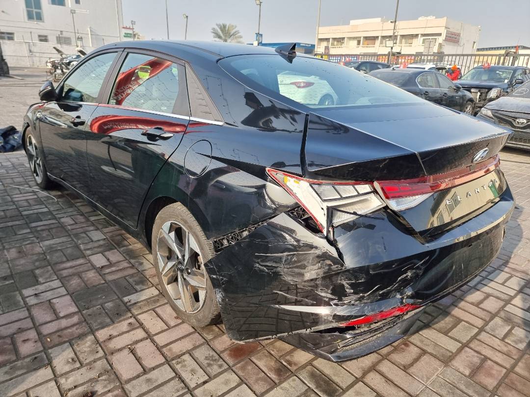2022 HYUNDAI ELANTRA — 190959 Miles — Lot H061323 — Main - Marhaba Auctions Used Cars - Image 5