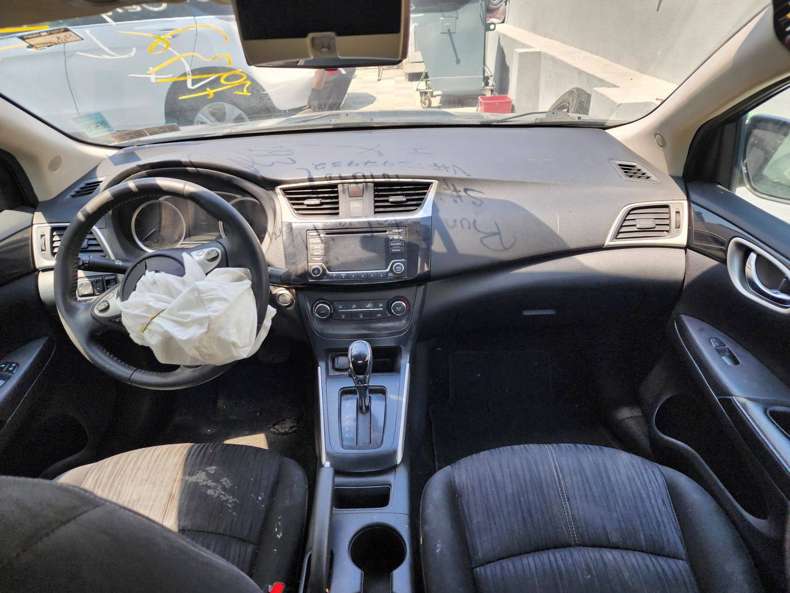 2017 NISSAN SENTRA — 171315 Miles — Lot 39810489 — Al Quoz - Marhaba Auctions Used Cars - Image 7