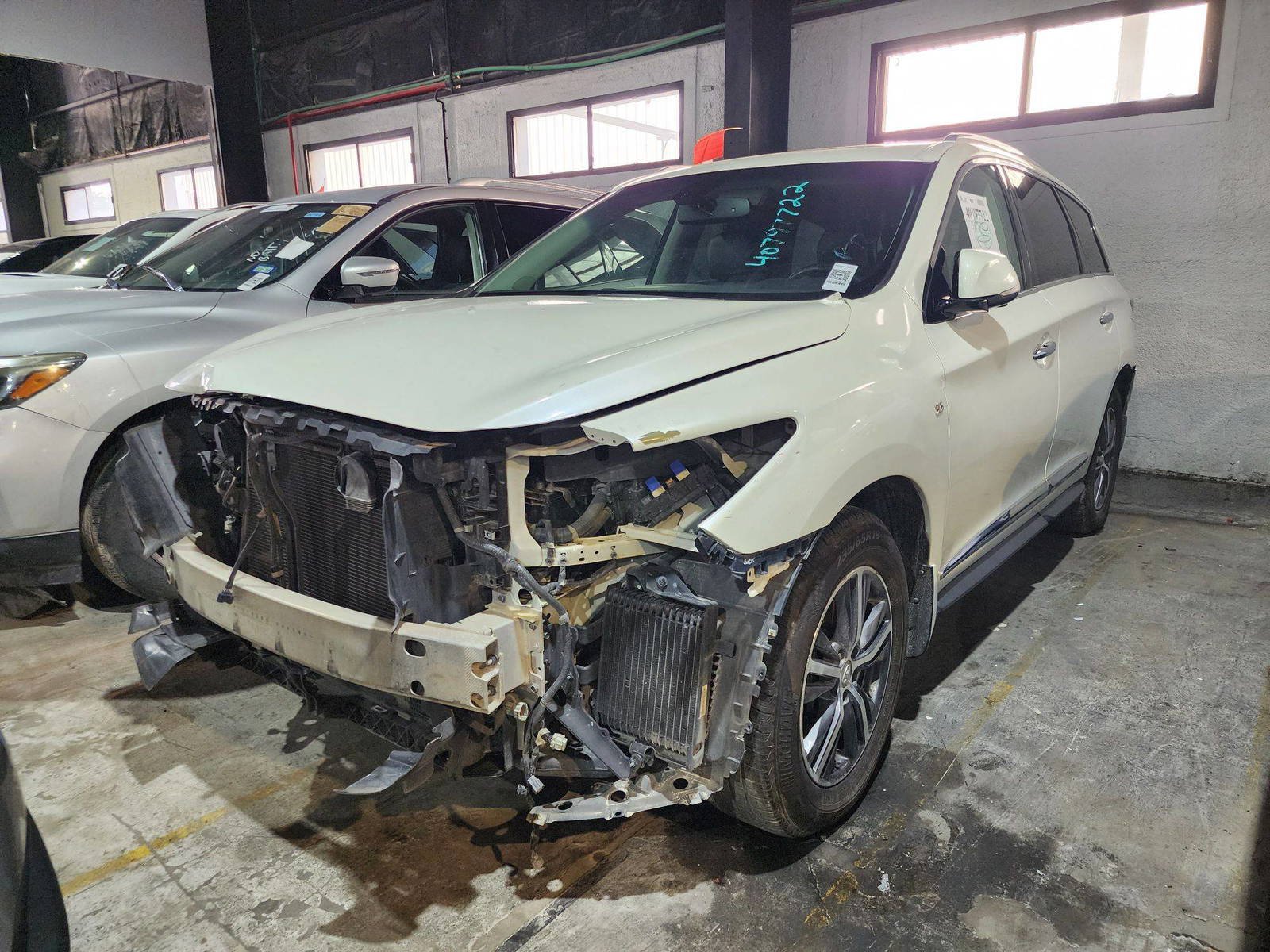 2016 INFINITI QX60 — 129597 Miles — Lot 511483 — Souq - Marhaba Auctions Used Cars - Image 3