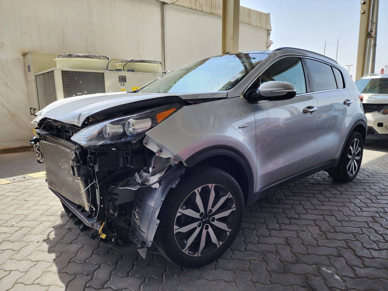 2019 KIA SPORTAGE — 76686 Miles — Lot 3669 — Souq - Marhaba Auctions Used Cars - Image 5