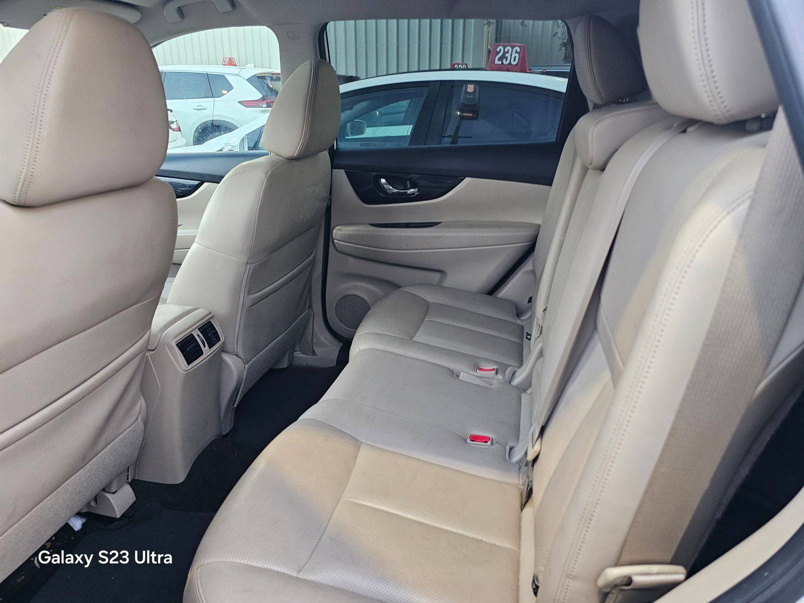 NISSAN ROGUE 2018 - Marhaba Auction Used Cars - Image 9