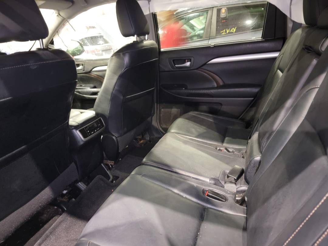 2014 TOYOTA HIGHLANDER — 134958 Miles — Lot 58070213 - Marhaba Auctions Used Cars - Image 6