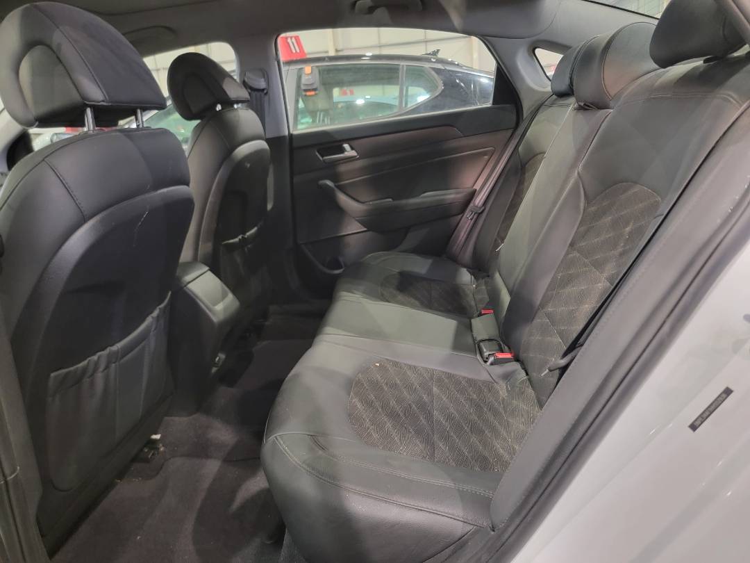 2017 HYUNDAI SONATA — 104981 Miles — Lot 39998624 — Main - Marhaba Auctions Used Cars - Image 8