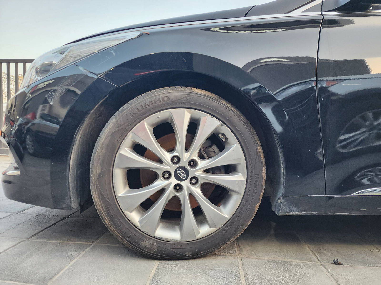 2012 HYUNDAI GRANDEUR — 139810 KM — Lot 214549 — Al Quoz - Marhaba Auctions Used Cars - Image 12