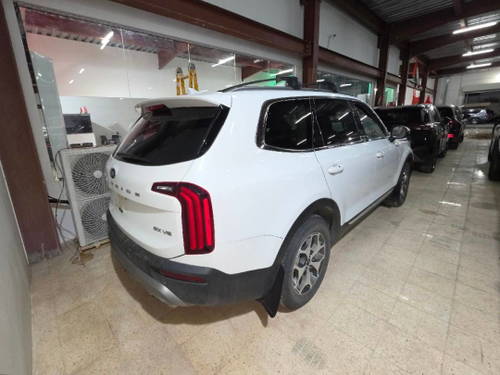 KIA TELLURIDE