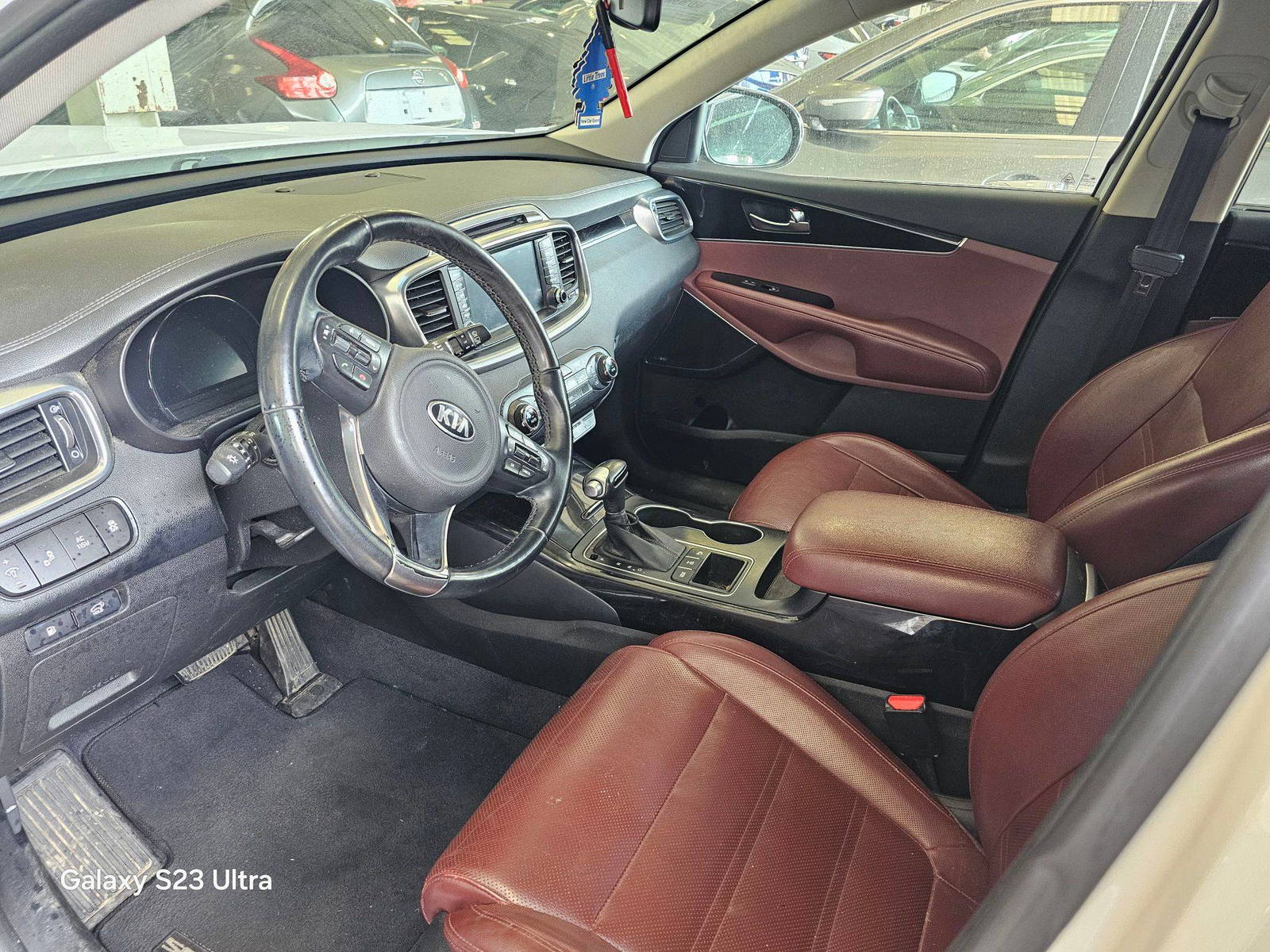 KIA SORENTO 2017 - Marhaba Auction Used Cars - Image 8