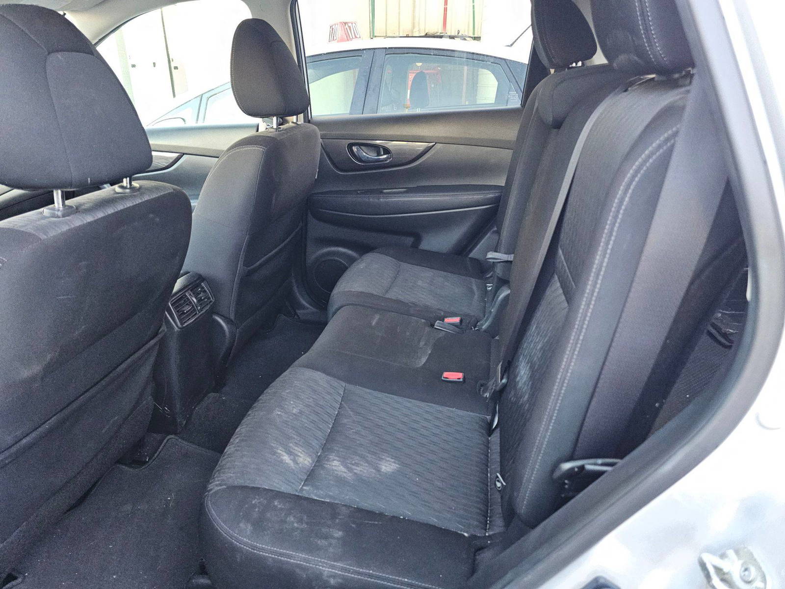 NISSAN ROGUE 2019 - Marhaba Auction Used Cars - Image 9